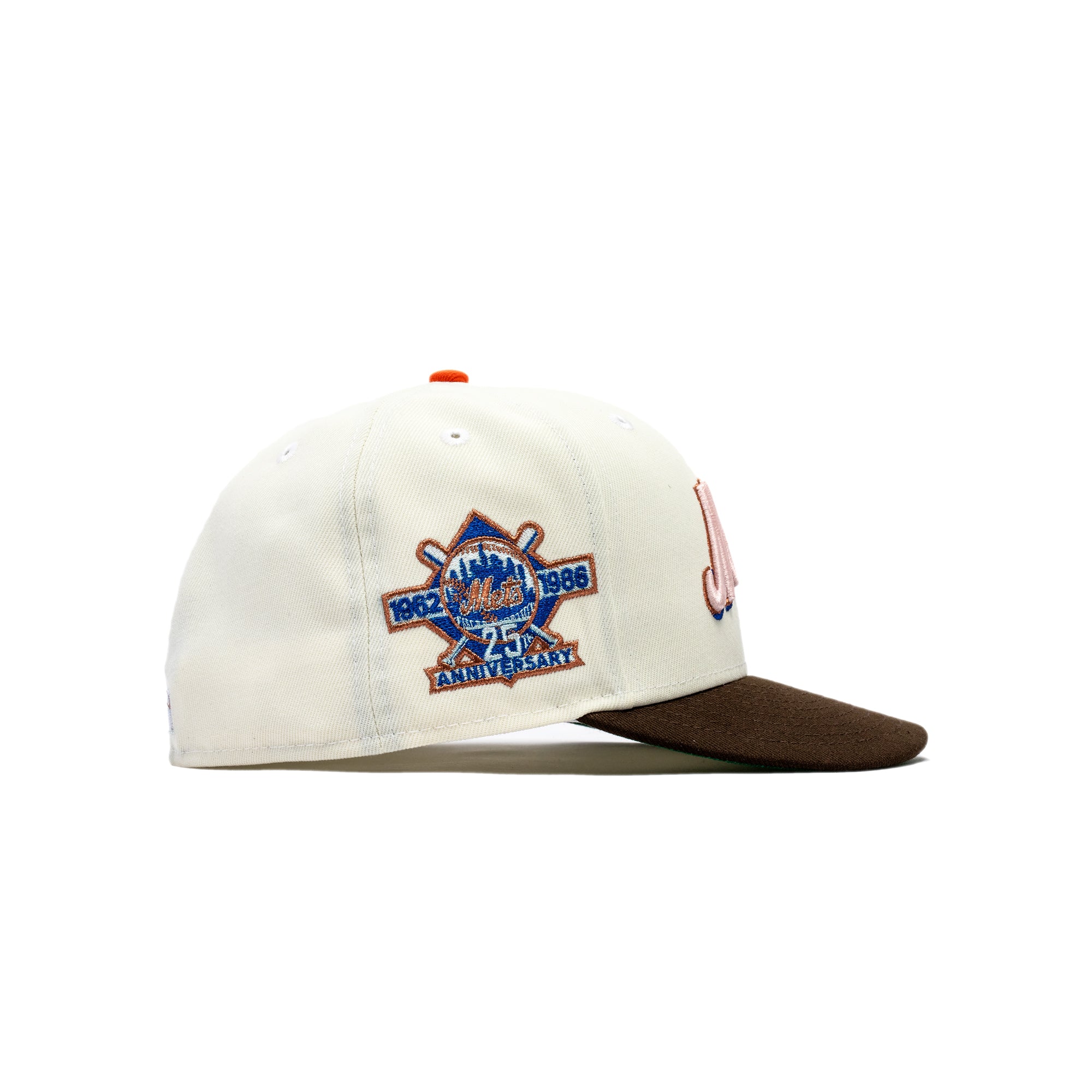 New Era 59Fifty Caps & Kegs Mets Chrome Fitted Hat