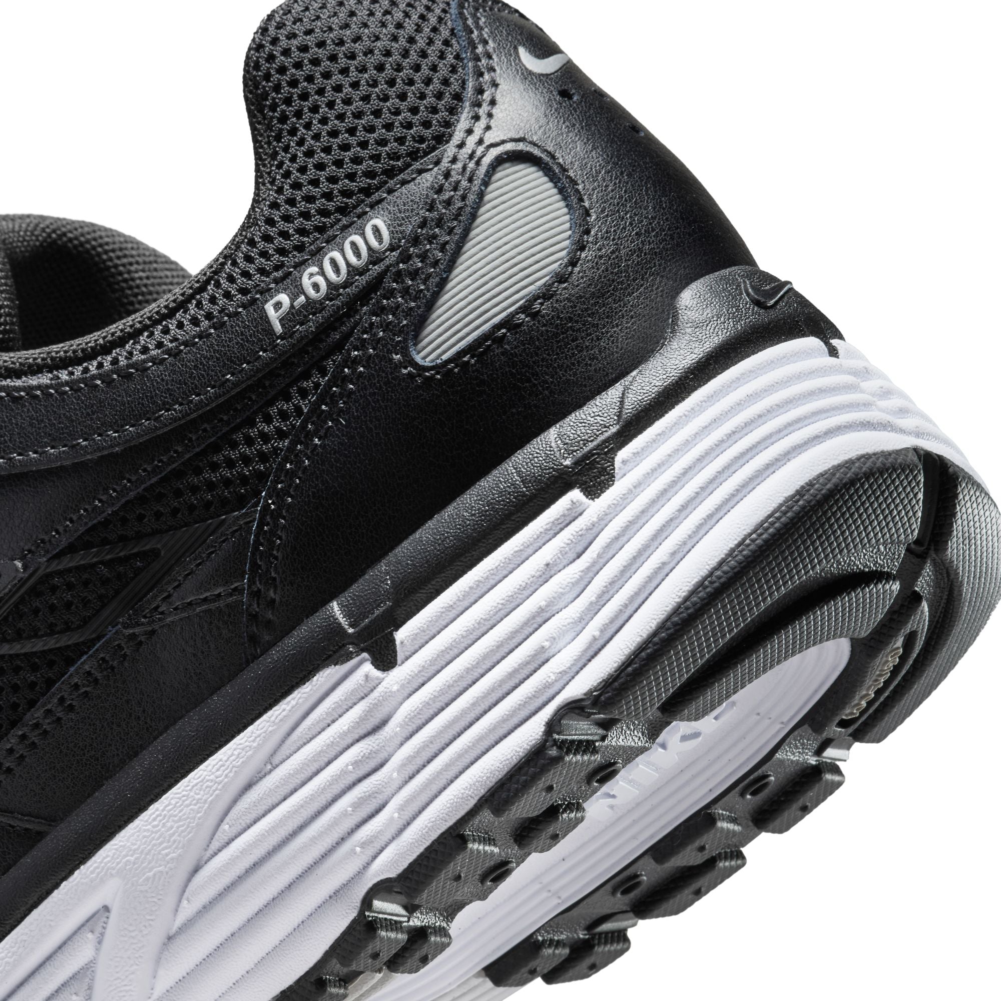 Nike Mens P-6000 Shoes