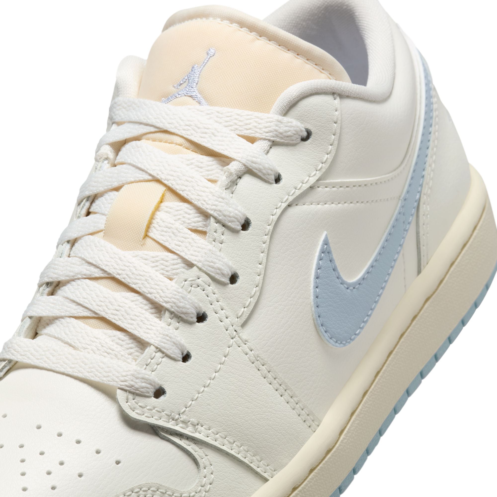 Air Jordan 1 Womens Low Shoes