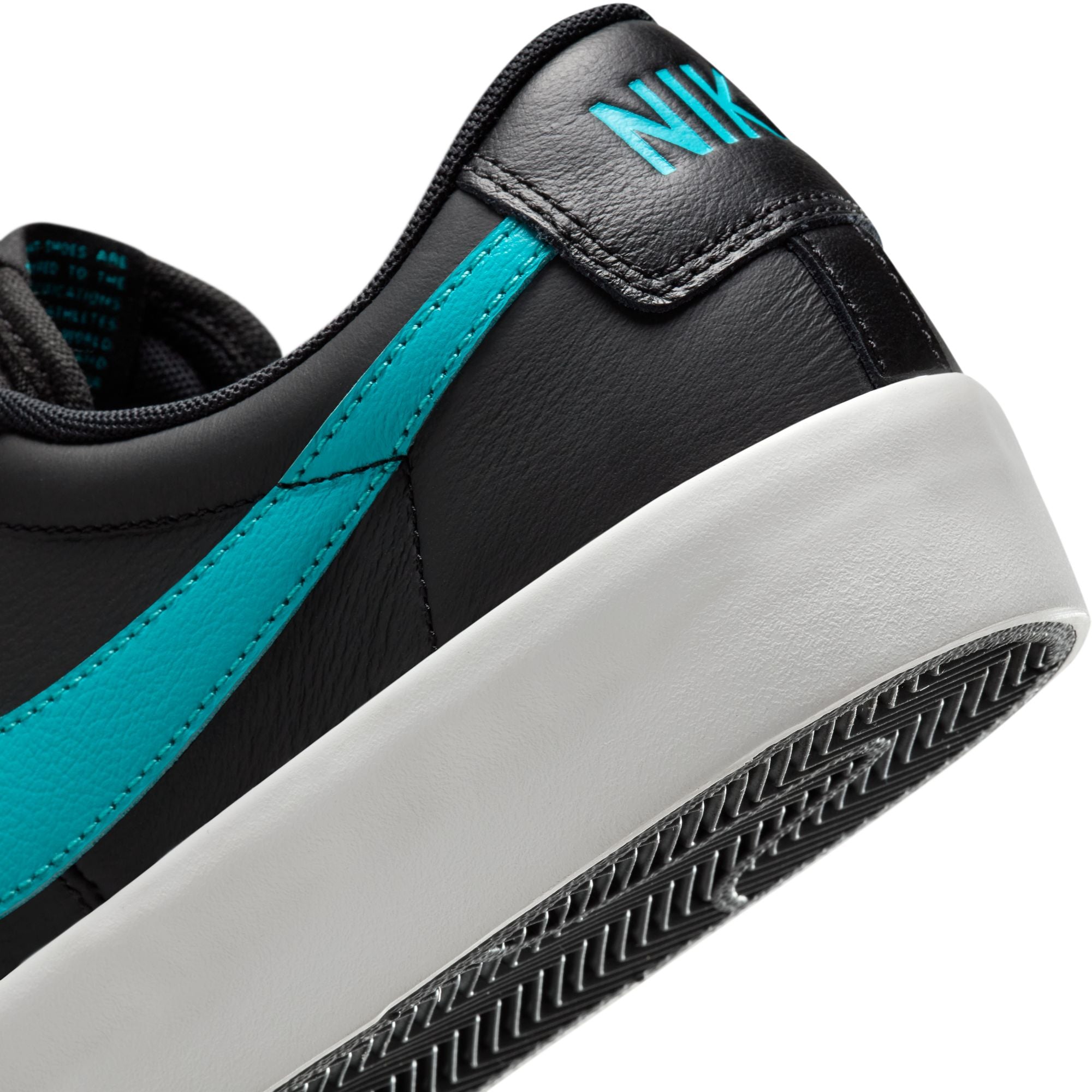 Nike SB Mens Blazer Low Pro GT Shoes