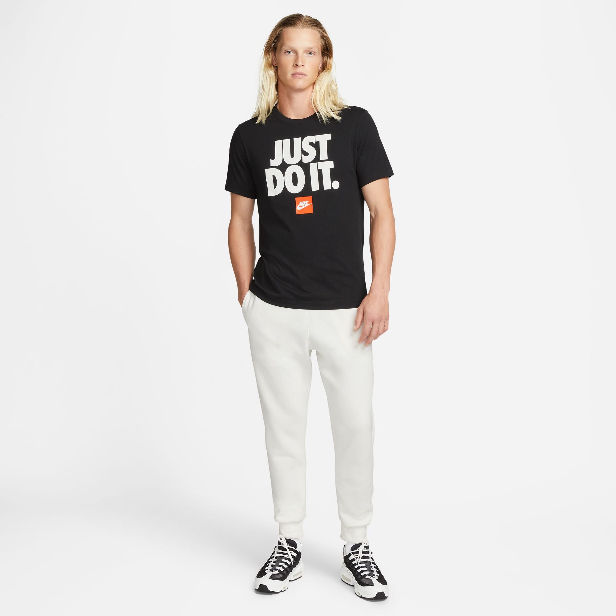 Nike Mens Sportswear Tee