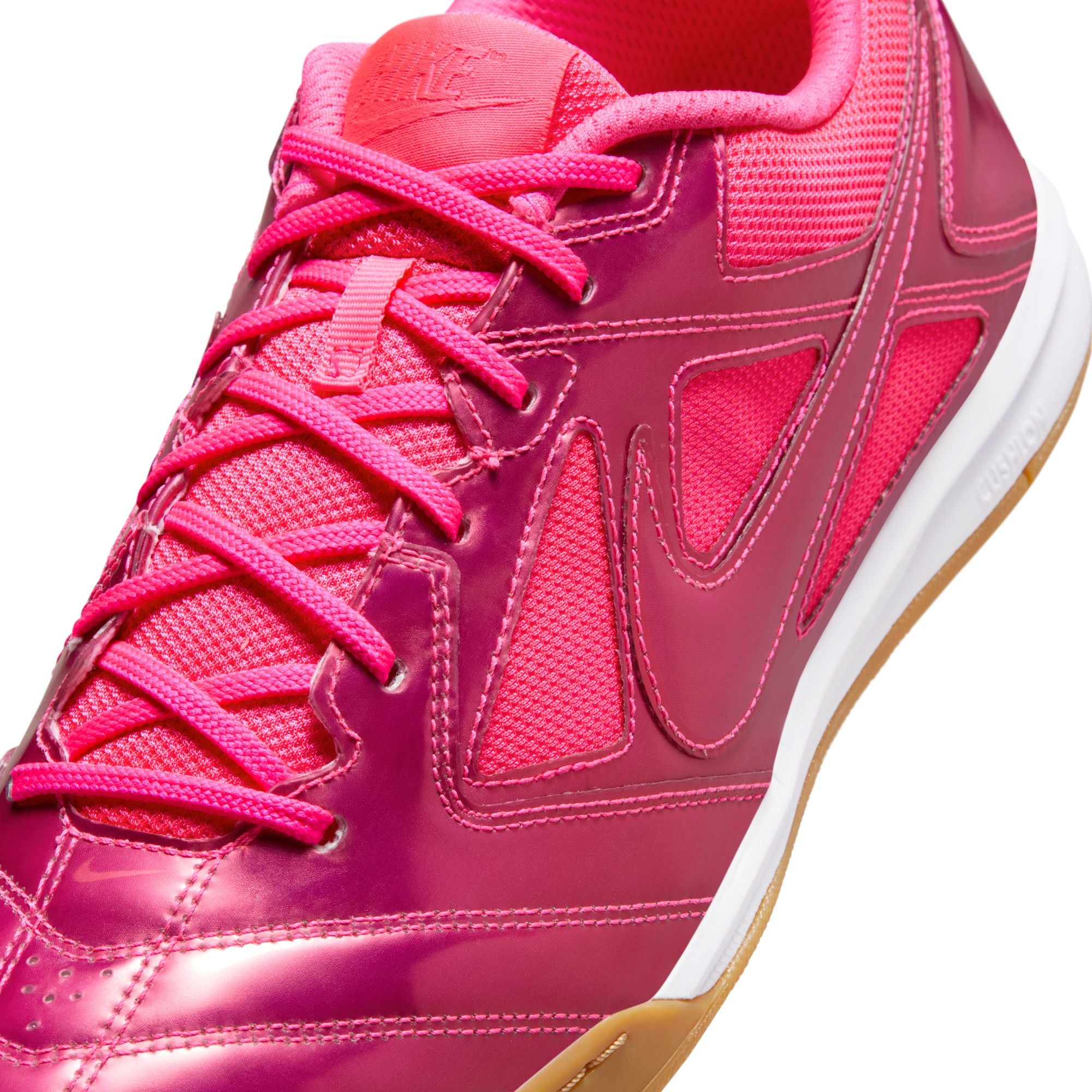 Nike Mens Gato LV8 Shoes