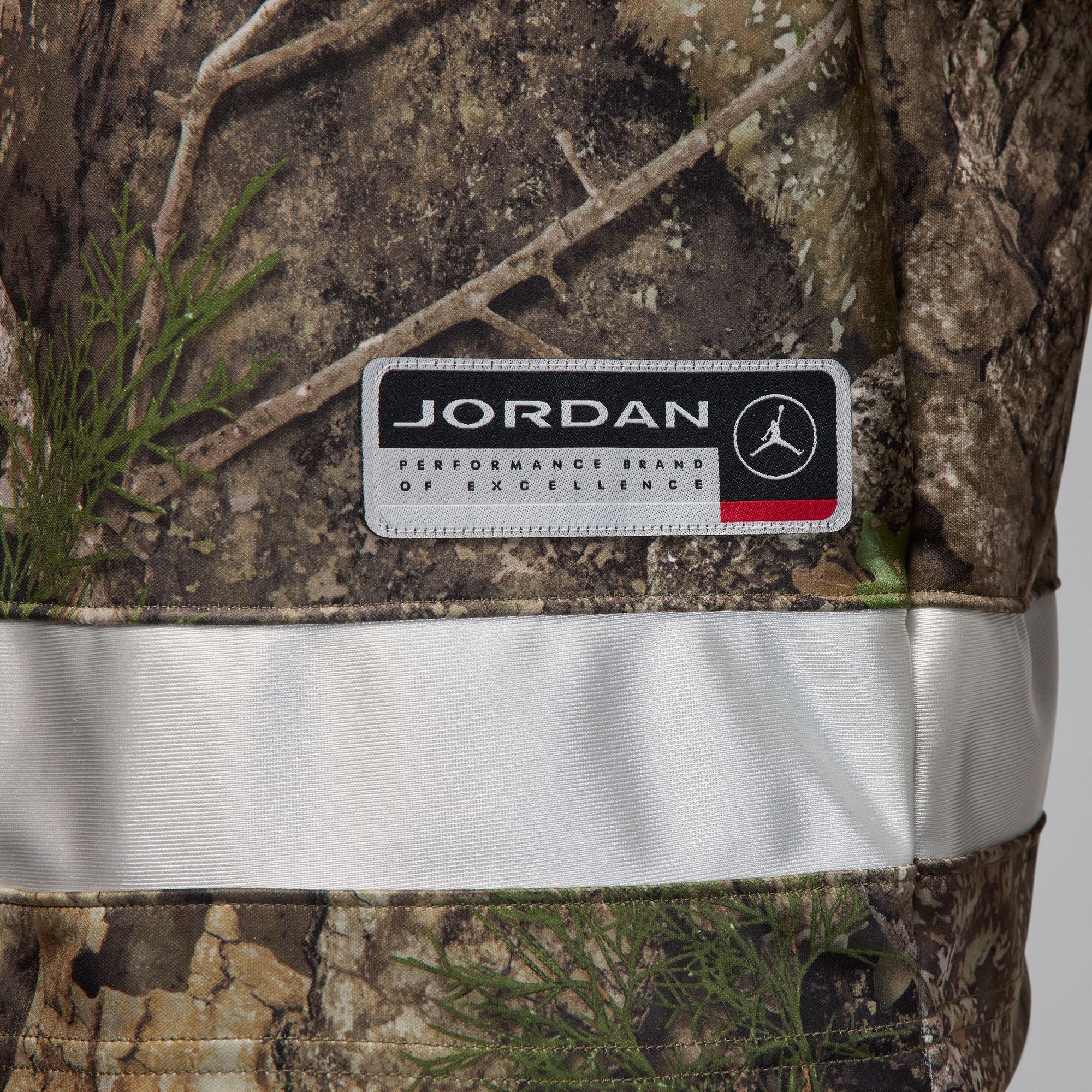 Air Jordan Mens Brooklyn Realtree Hocket Jersey