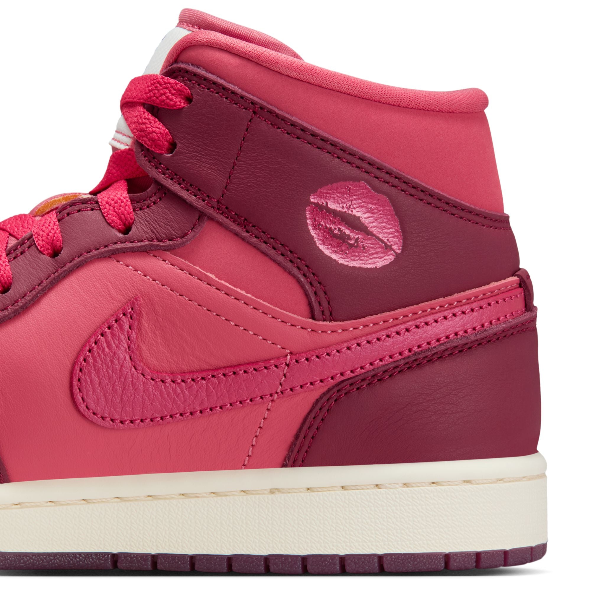 Air Jordan 1 Womens Mid SE Shoes