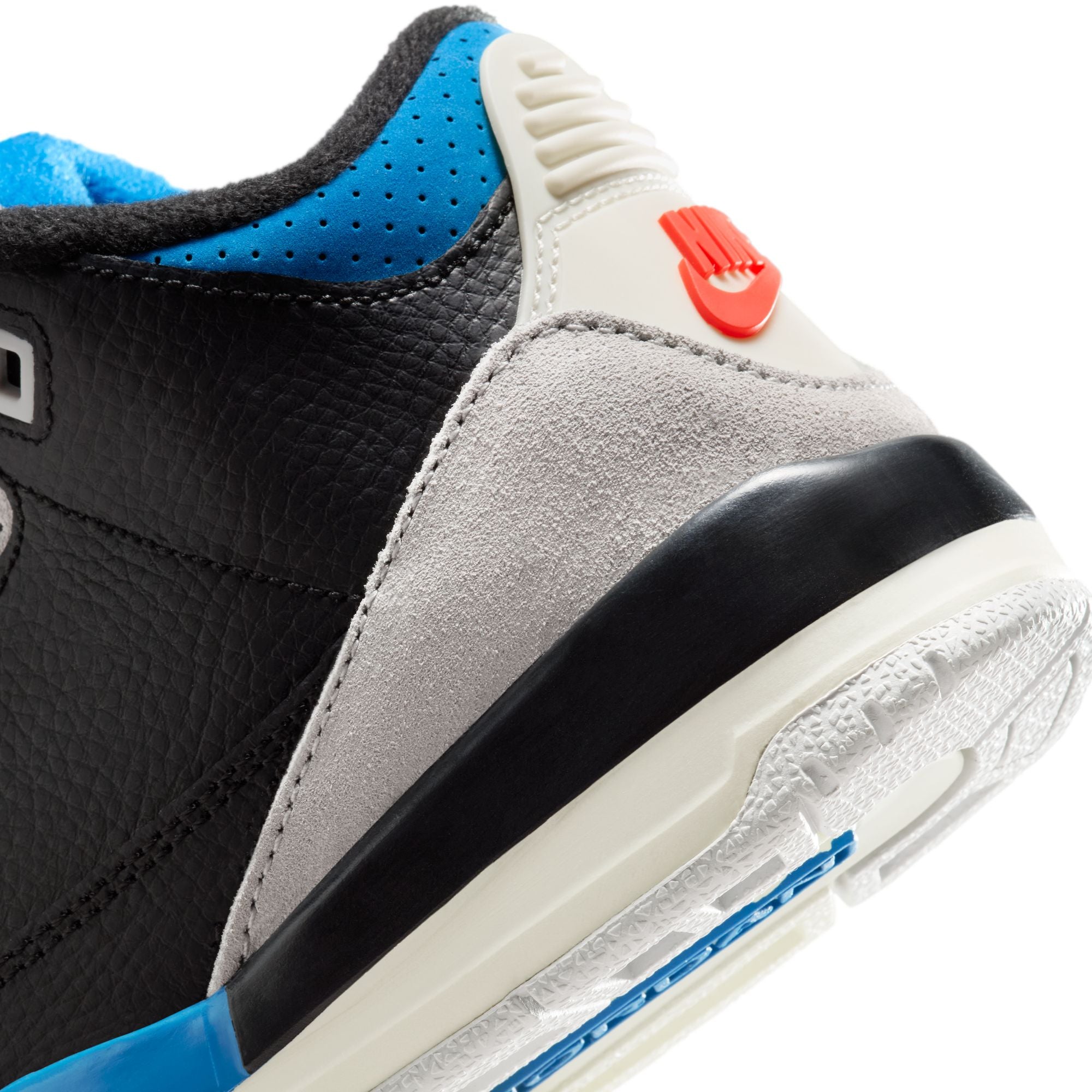 Air Jordan 3 Little Kids Retro OG Shoes