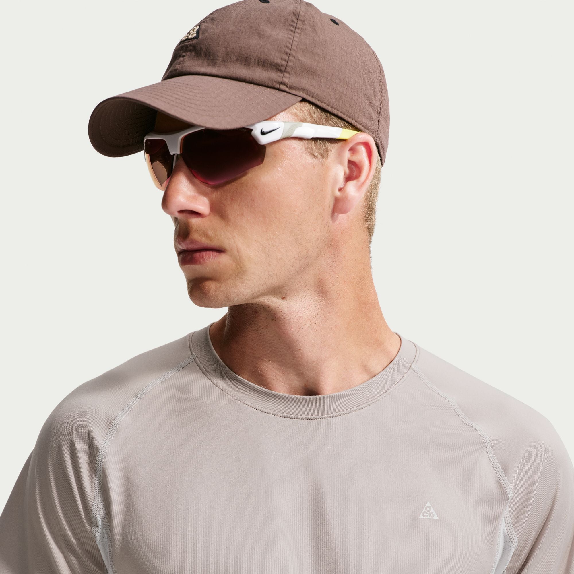 Nike Mens ACG "Wildsee" Dri-FIT Short-Sleeve Base Layer Top