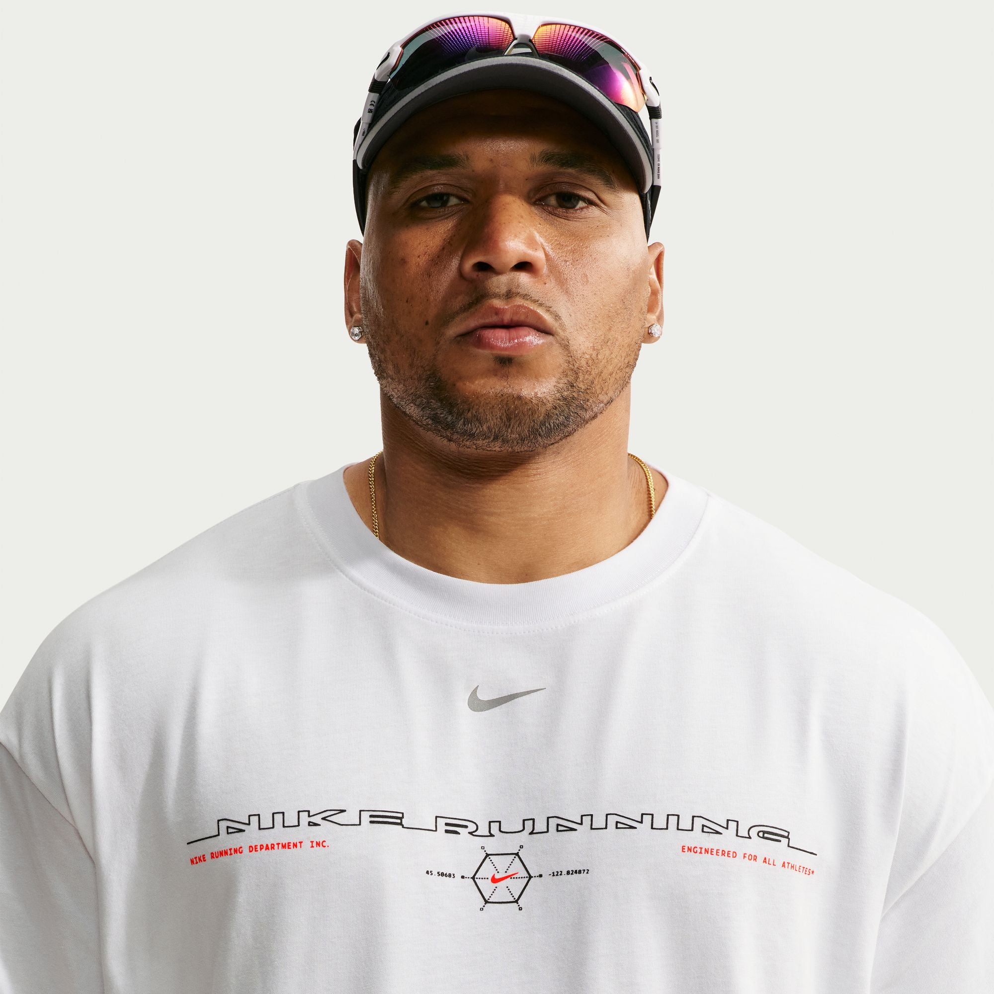 Nike Mens Short-Sleeve Tee