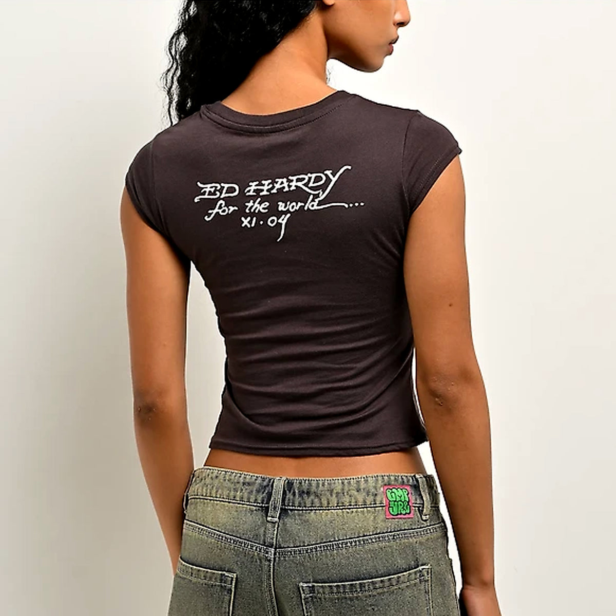 Ed Hardy Womens Skull Roses Cap Sleeve Tee