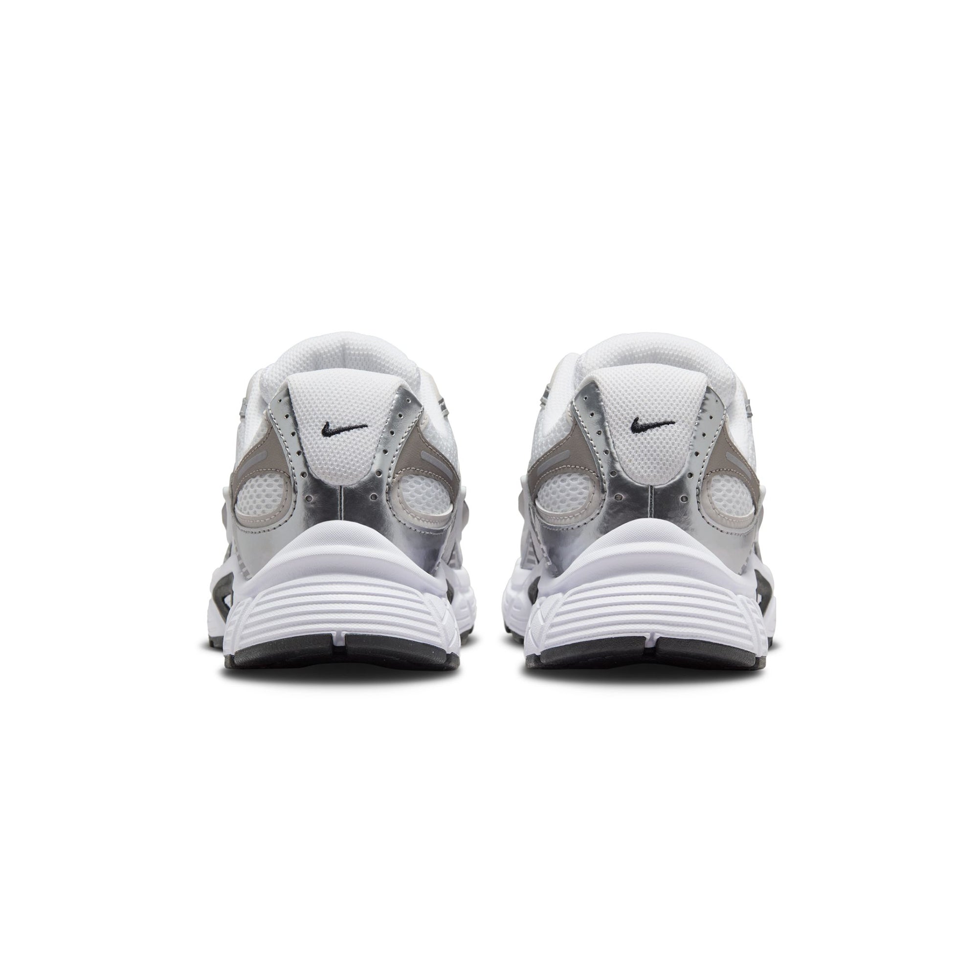 Nike Womens V5 RNR Shoes