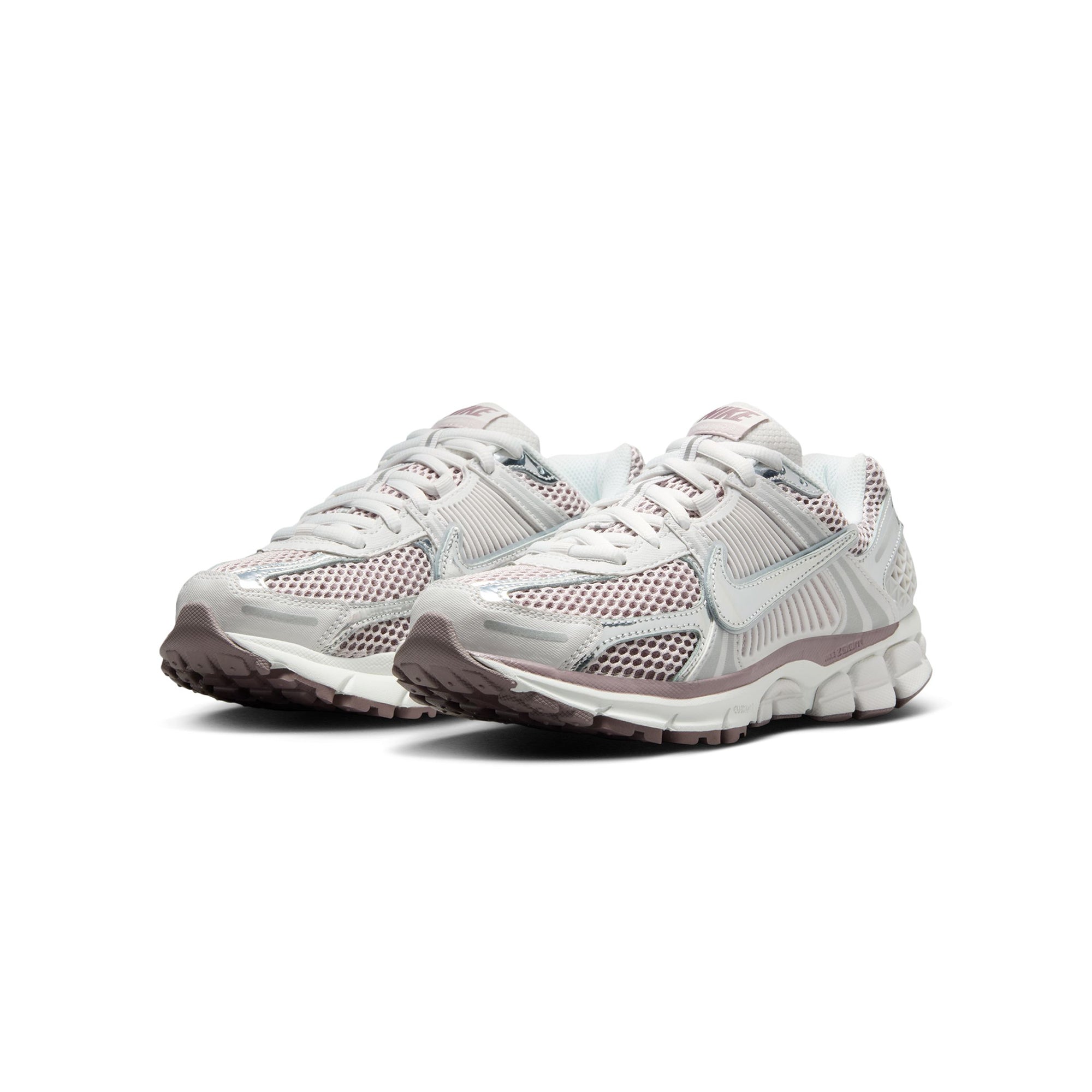 Nike Womens Zoom Vomero 5 Shoes