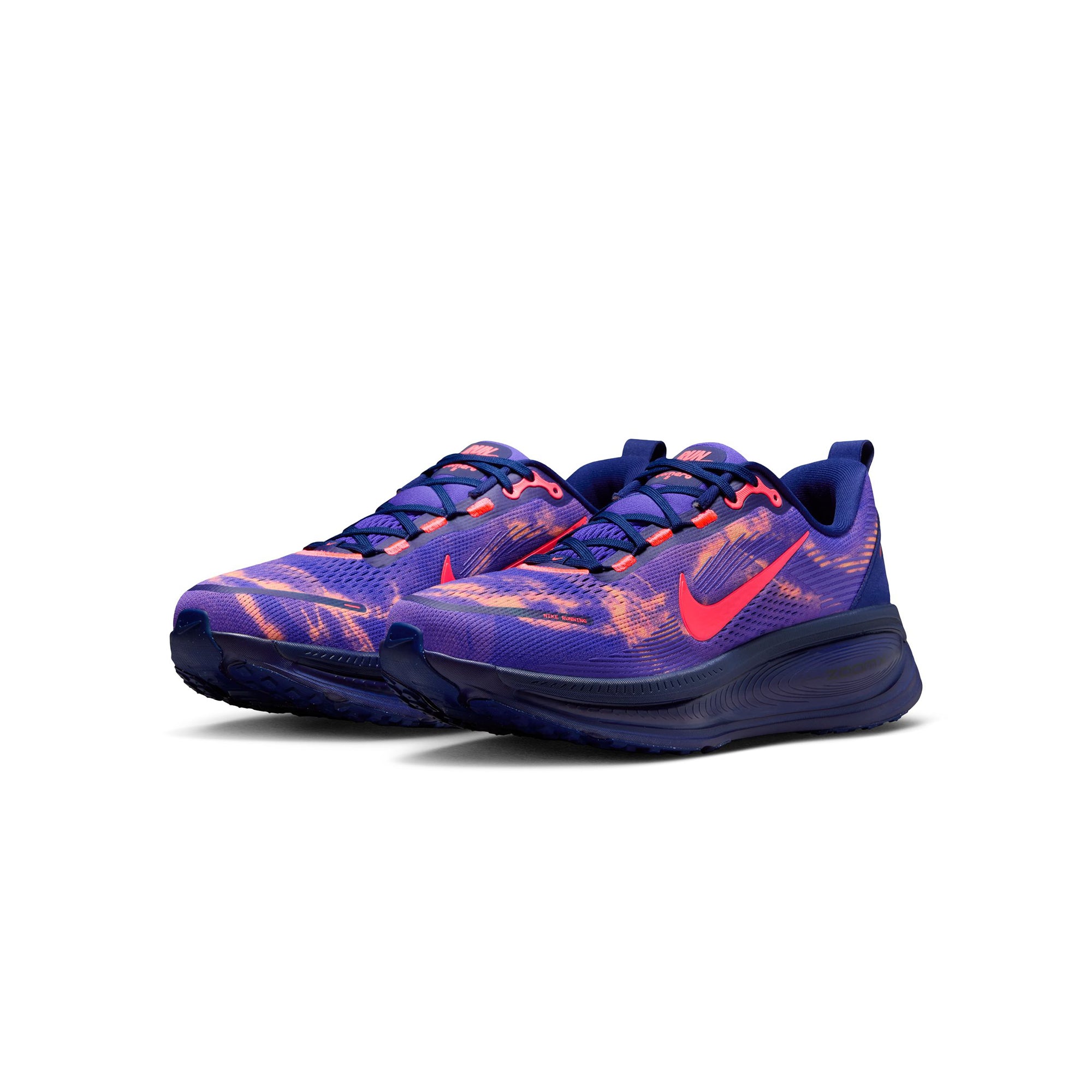 Nike Mens Vomero 18 Shoes
