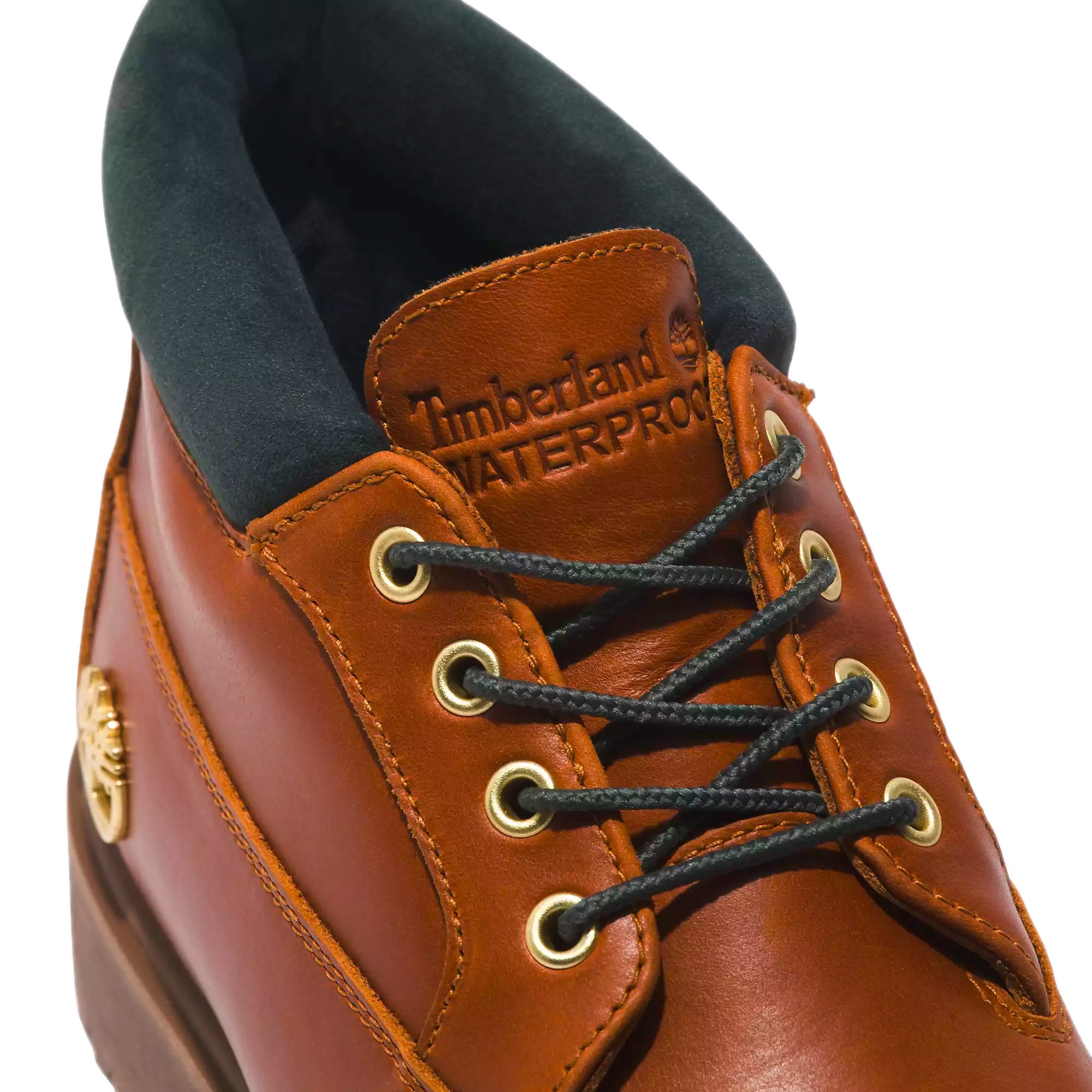 Timberland Mens Newman Waterproof Chukka Mid Boot