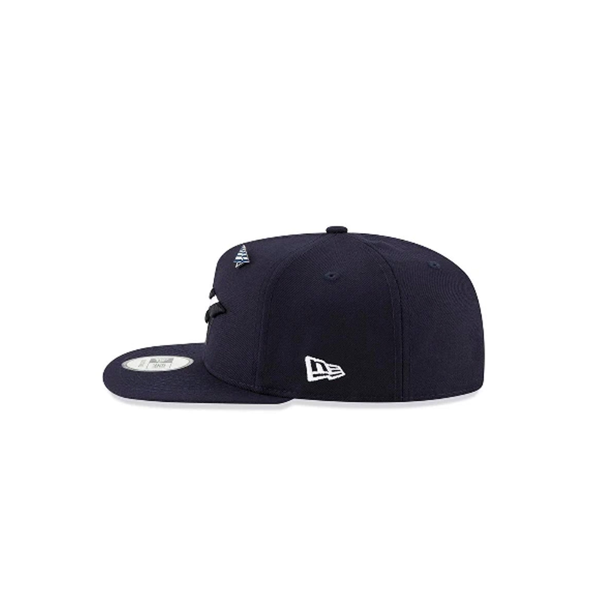 Paper Planes Mens Crown Old School Snapback