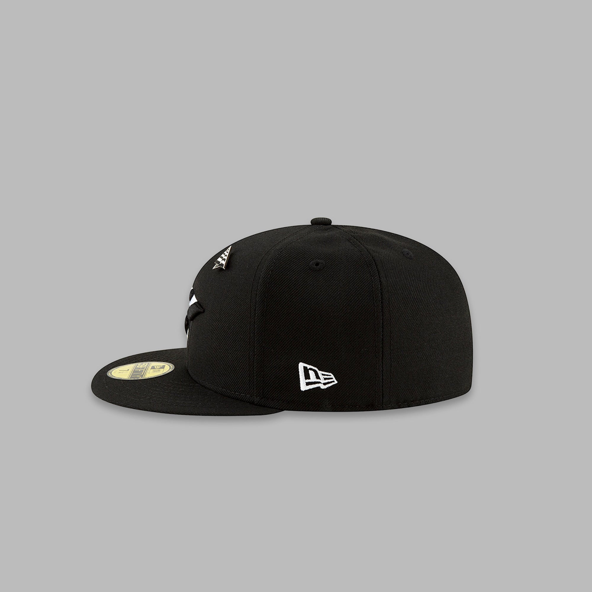 Paper Planes The Original Crown Fitted w/ Green Undervisor 'Black'