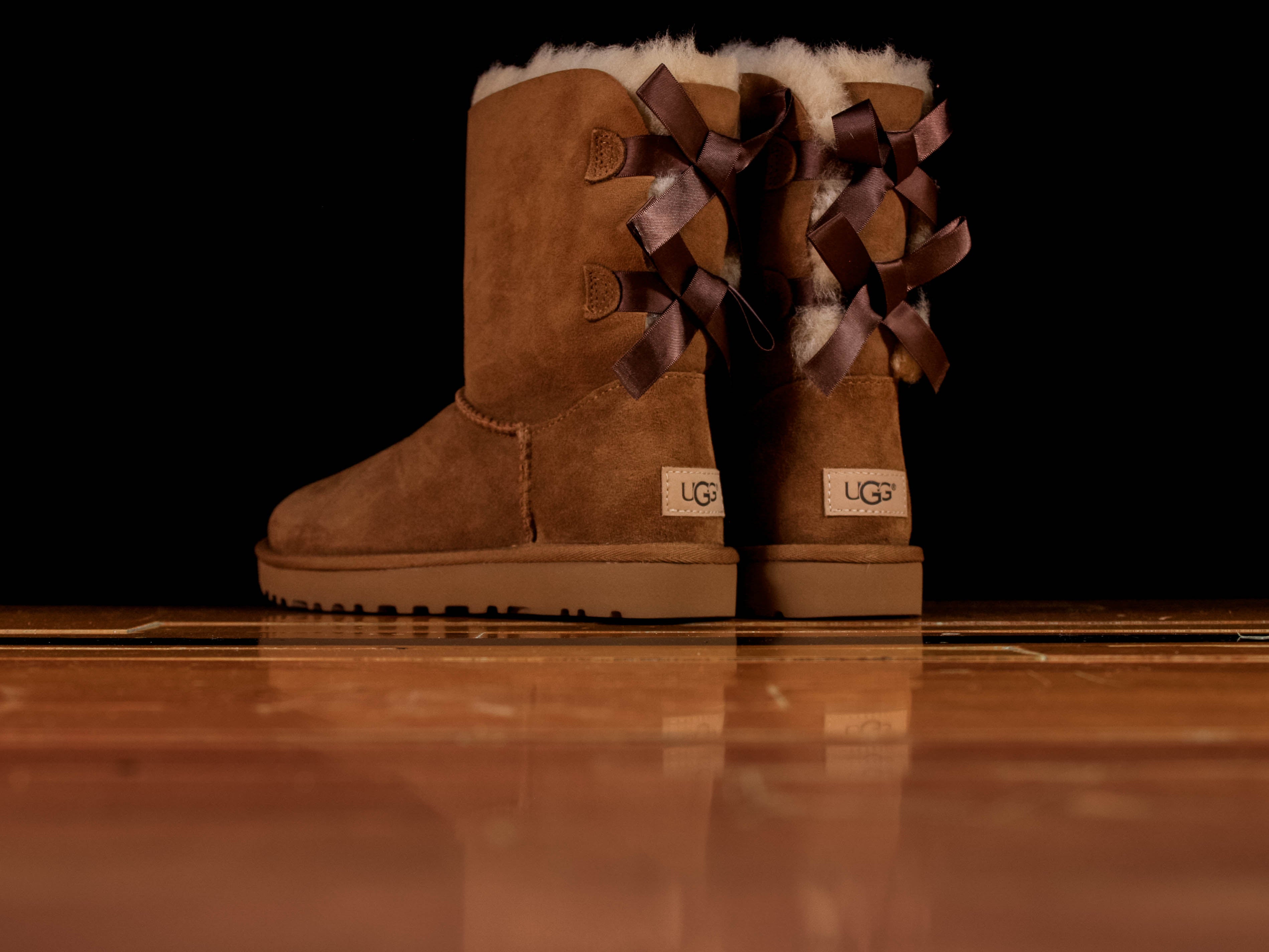 UGG Womens Bailey Bow II Boots