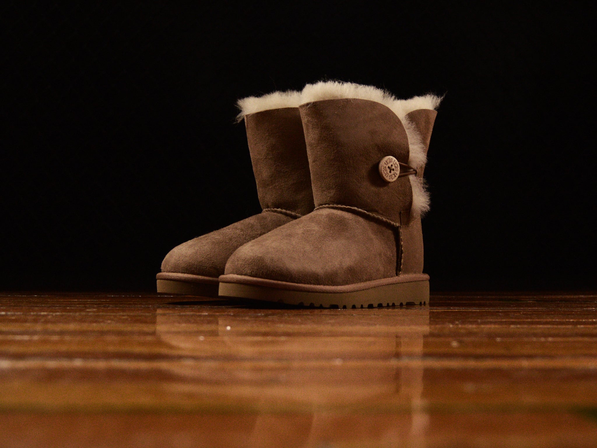 UGG Little Kids Bailey Button Boots Chestnut