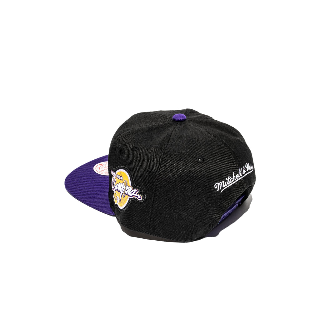 Mitchell and Ness XL Logo 2 Tone LA Lakers Snapback - Purple/Gold - New Star