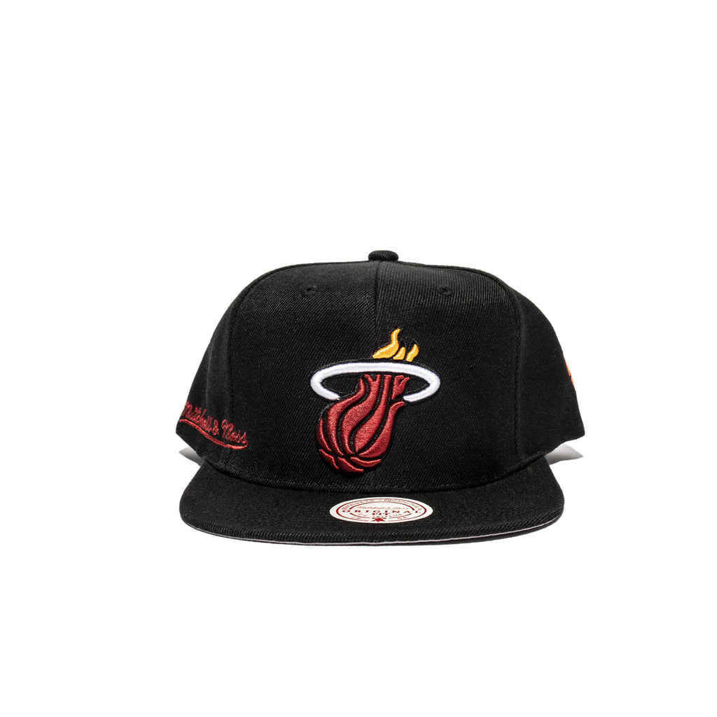 Mitchell & Ness Miami Heat Snapback Hat Adjustable Cap - Black/Dark  Red/Classic Script Logo
