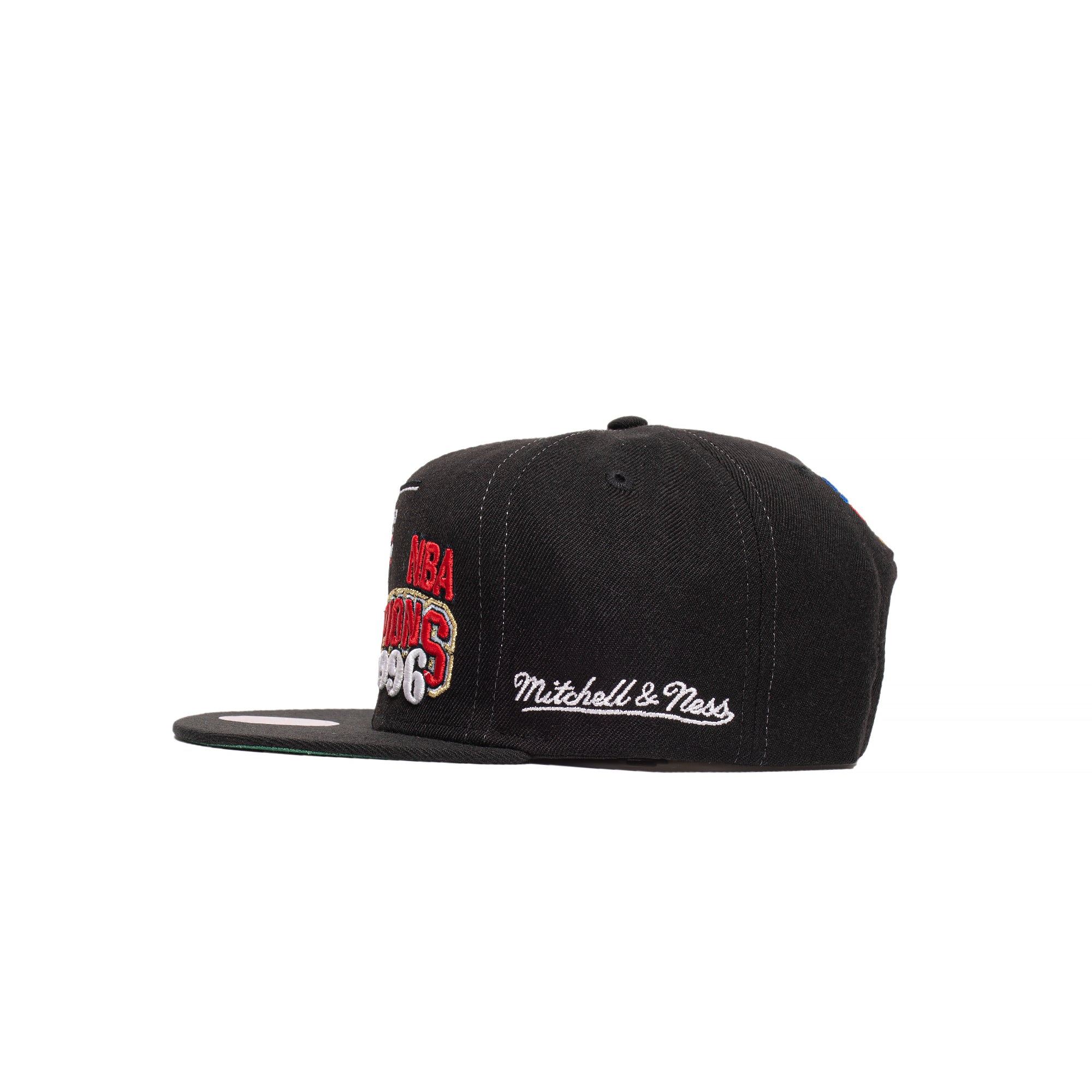 Michell & Ness Mens Chicago Bulls 96 Champions Wave Snapback 'Black'