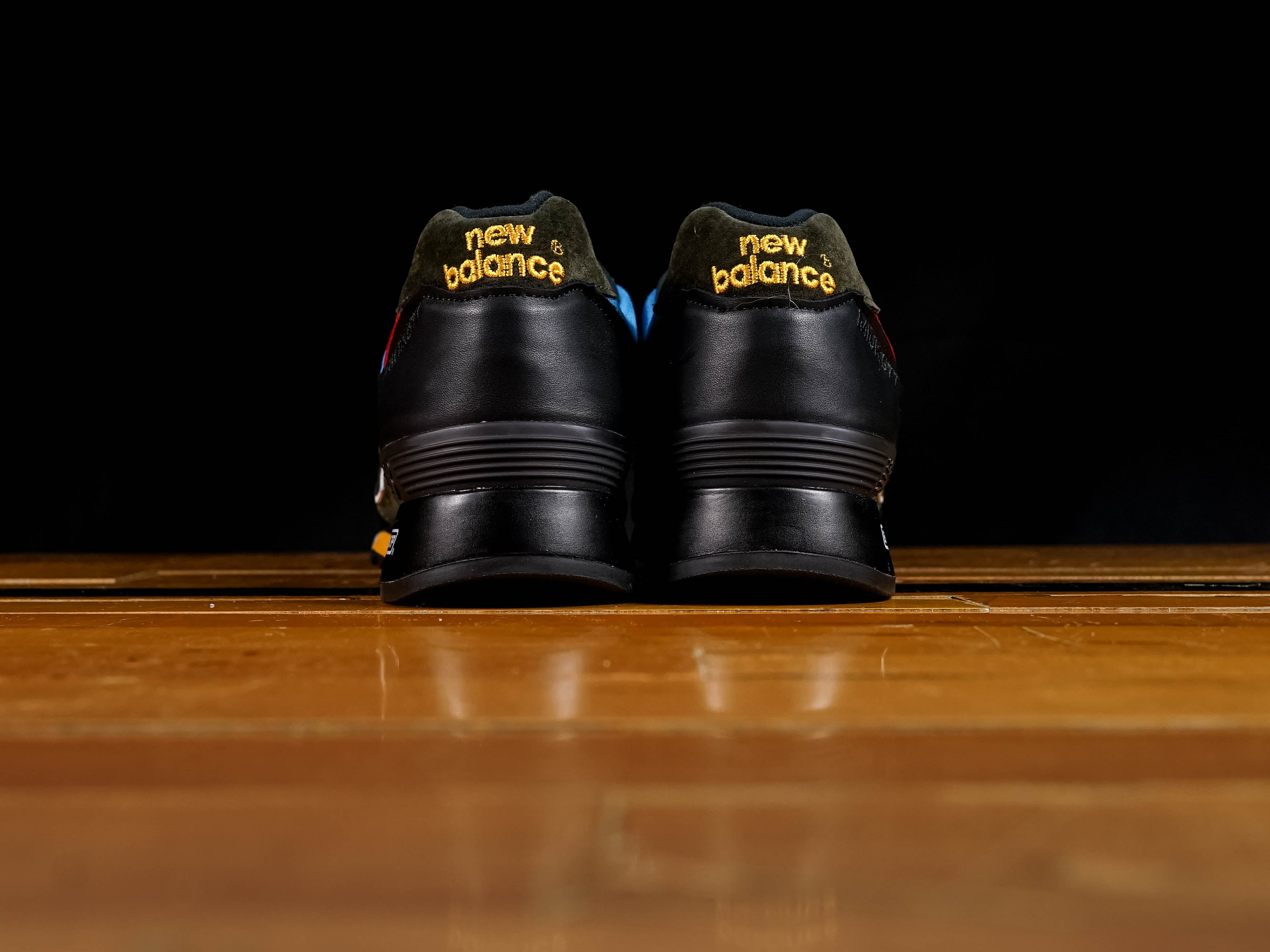 New Balance Mens 577 Urban Peak Shoes