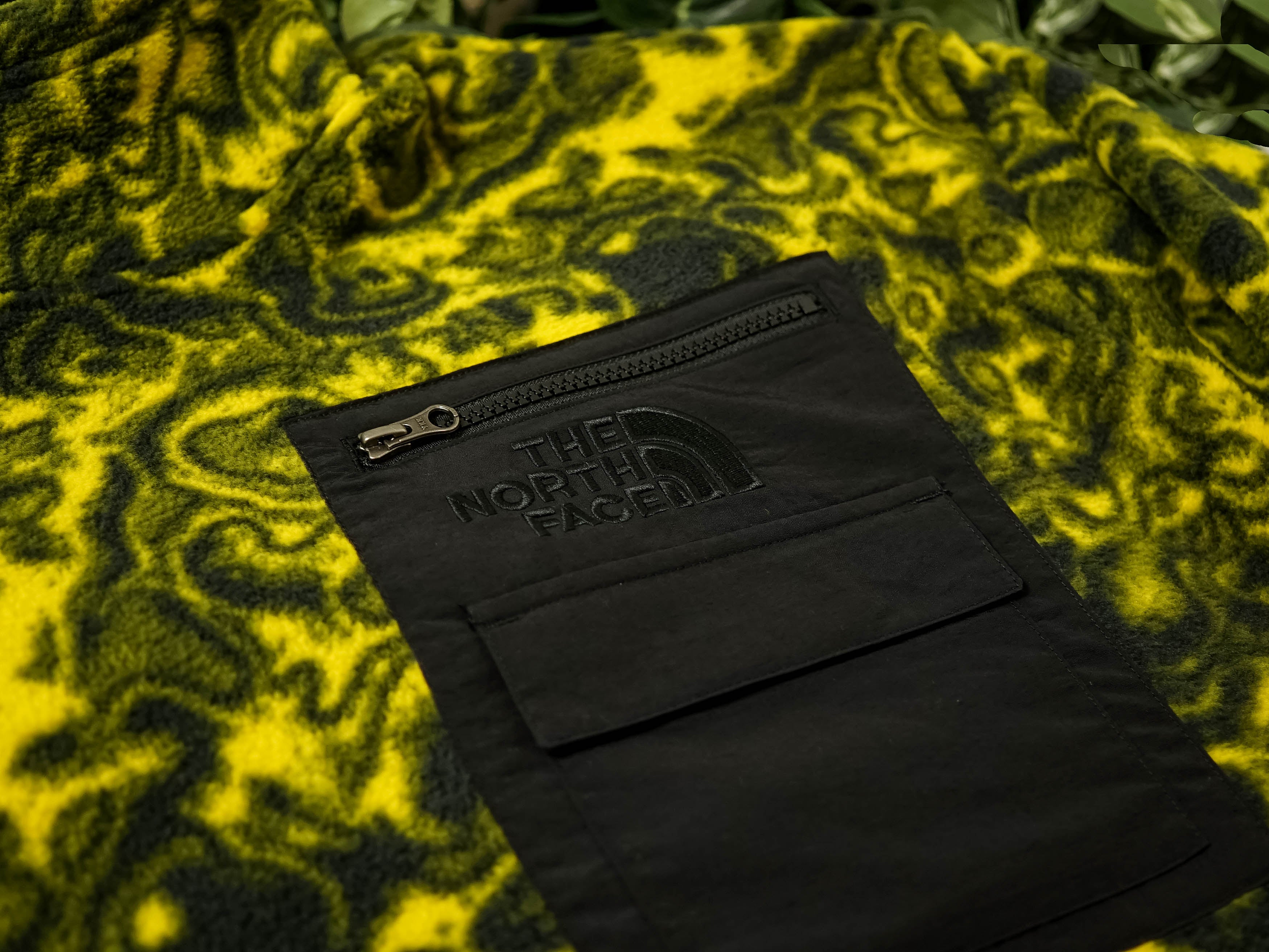 The North Face Mens 94 Rage Fleece Pullover