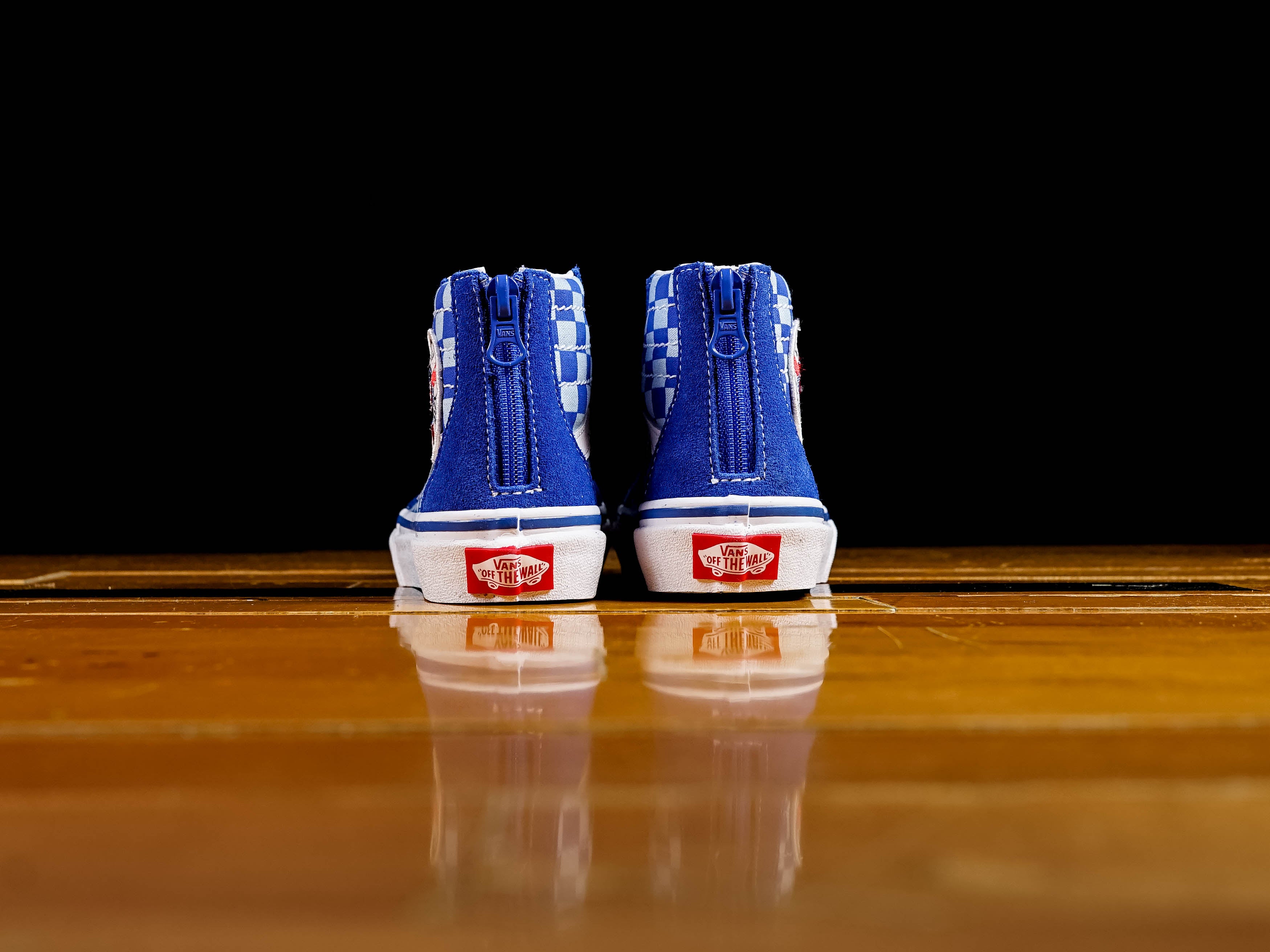 Vans x Shark Week Little Kids SK8-Hi Zip Shoes