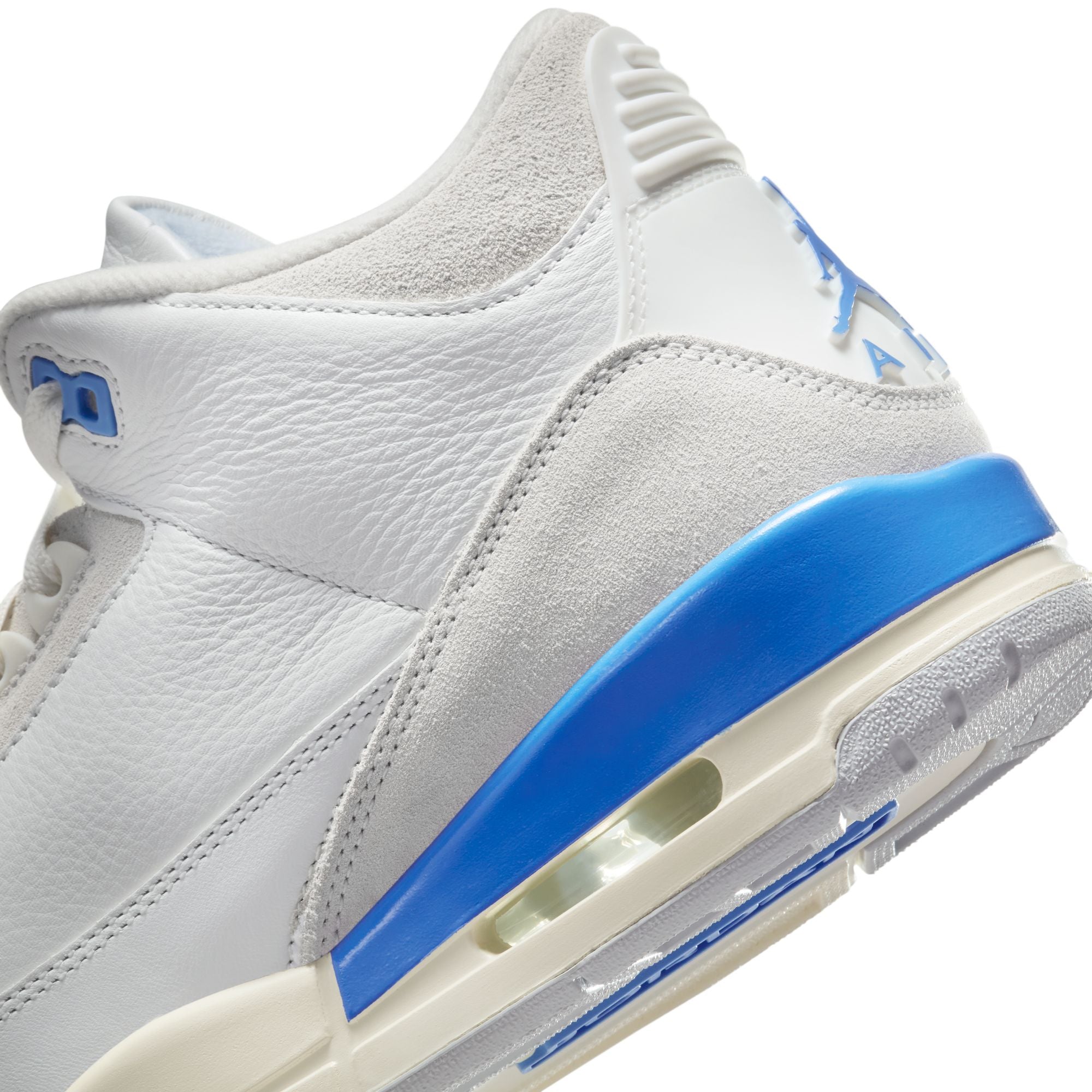 Air Jordan 3 Mens Retro "Lucky Shorts" Shoes