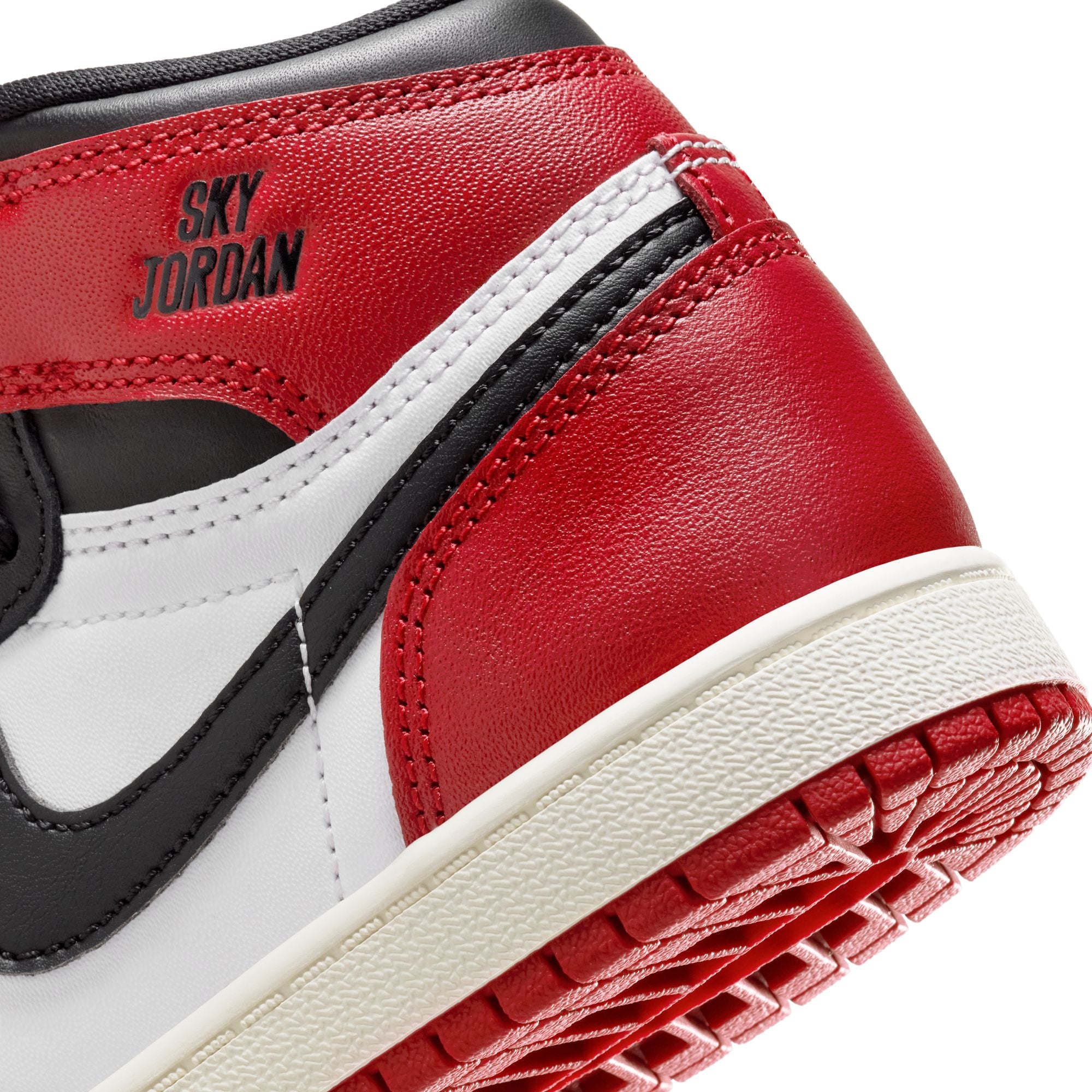 Air Jordan 1 Little Kids High OG "Black Toe Reimagined" Shoes