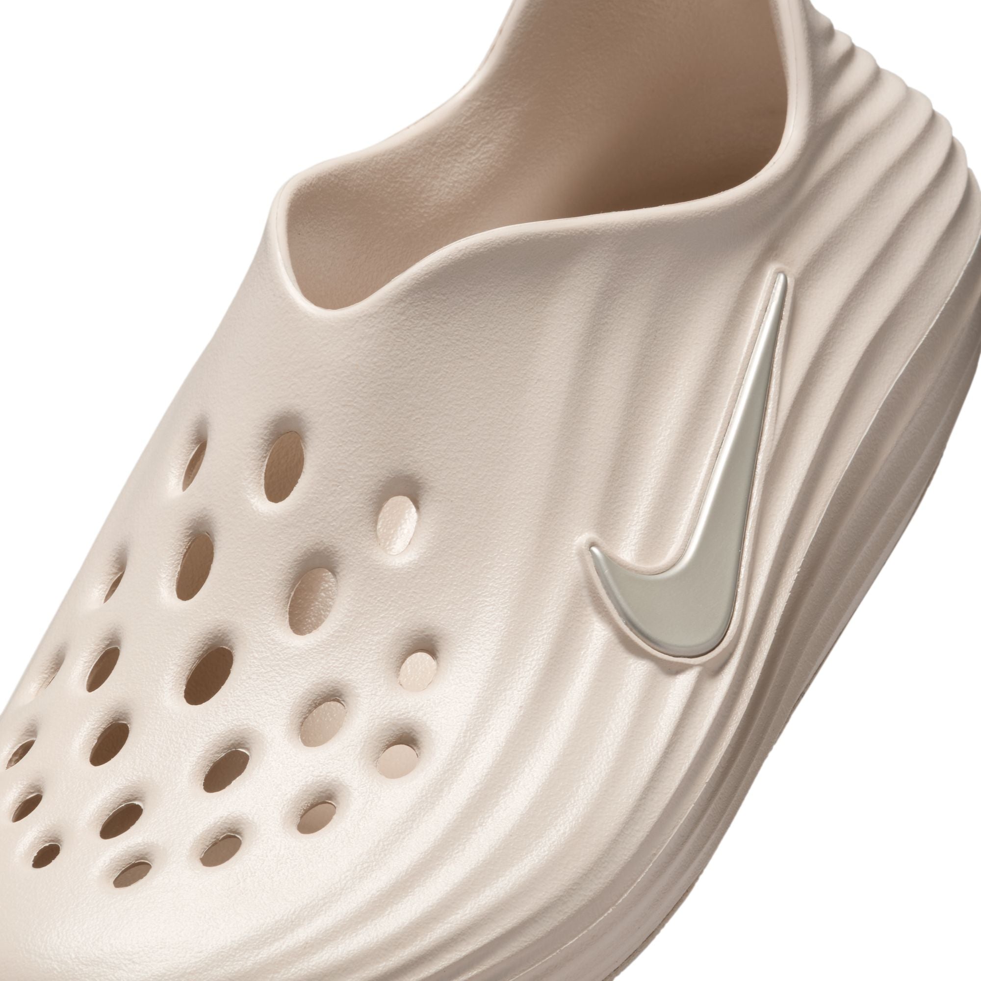 Nike Womens ReactX Rejuven8 Sandals