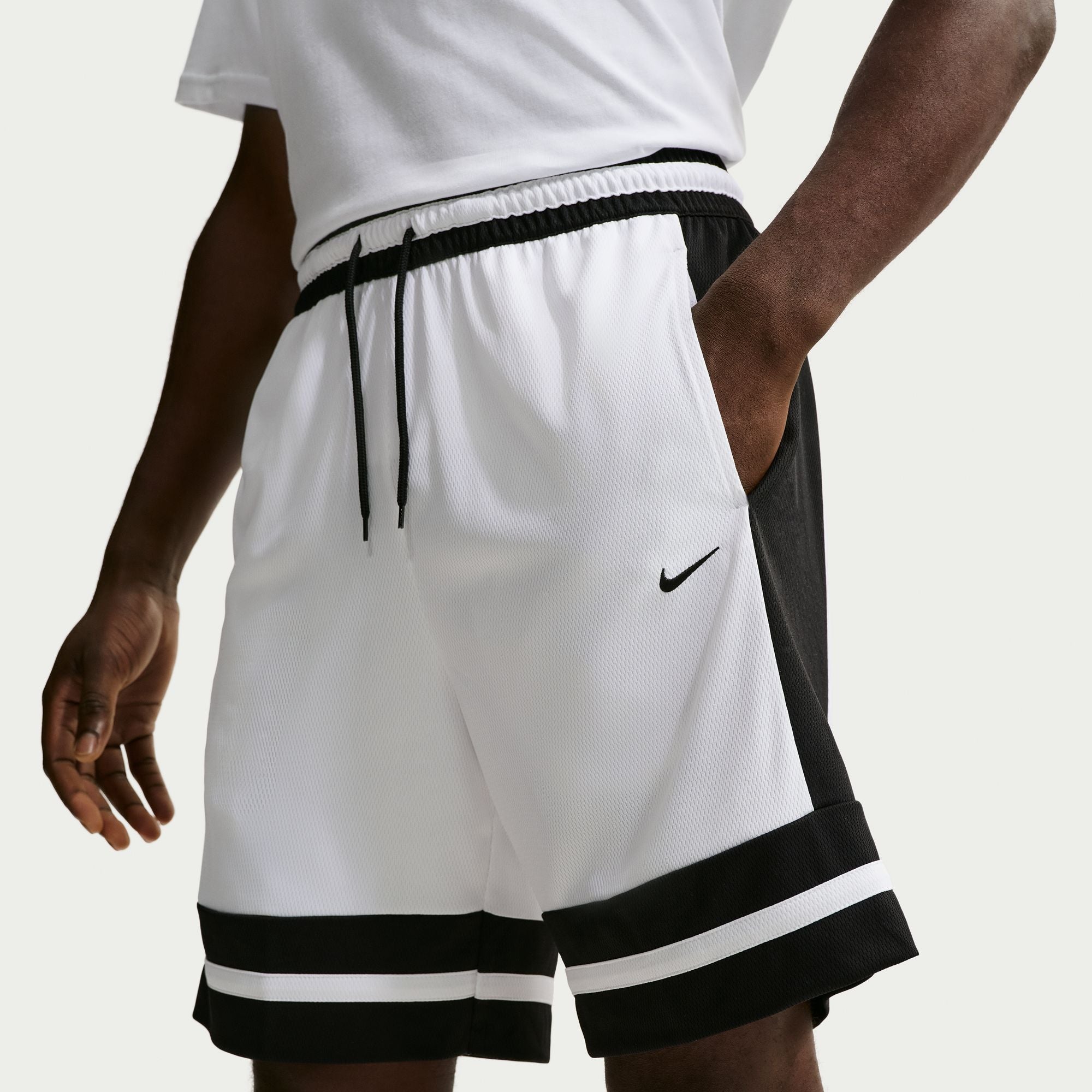 Nike Mens Dri-FIT 8" Basketball Shorts