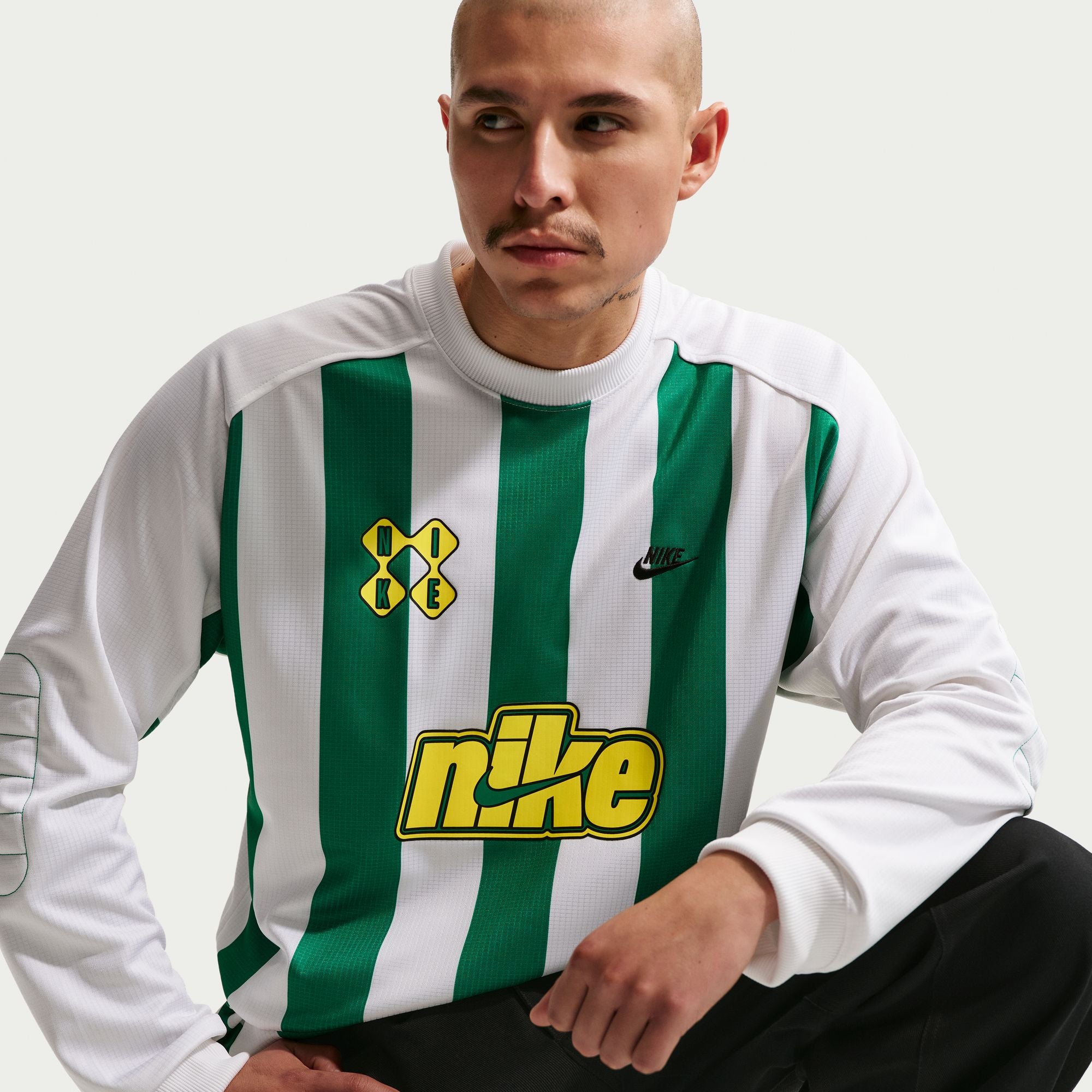 Nike Mens Sportswear Club Top