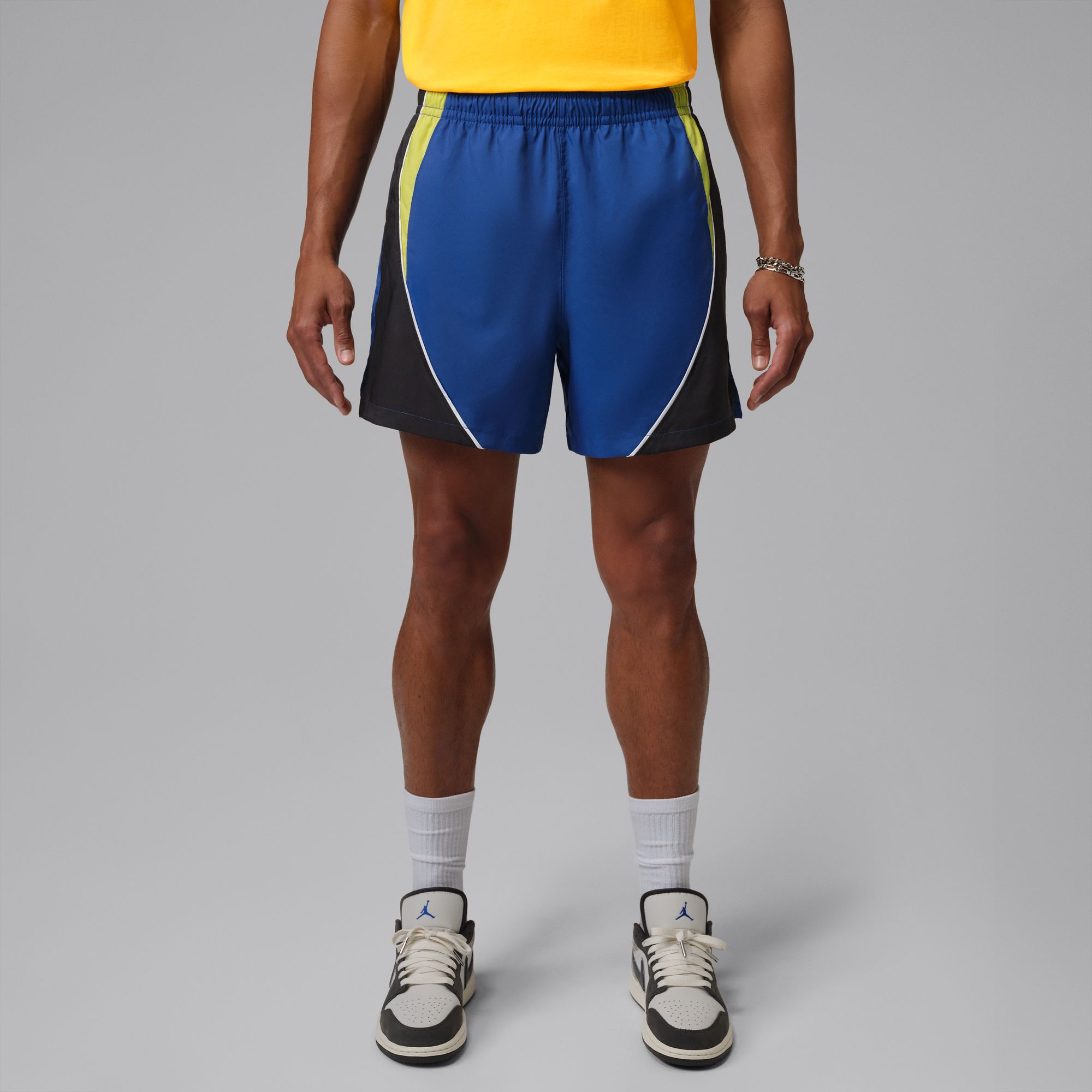 Air Jordan Mens 5" Woven Shorts