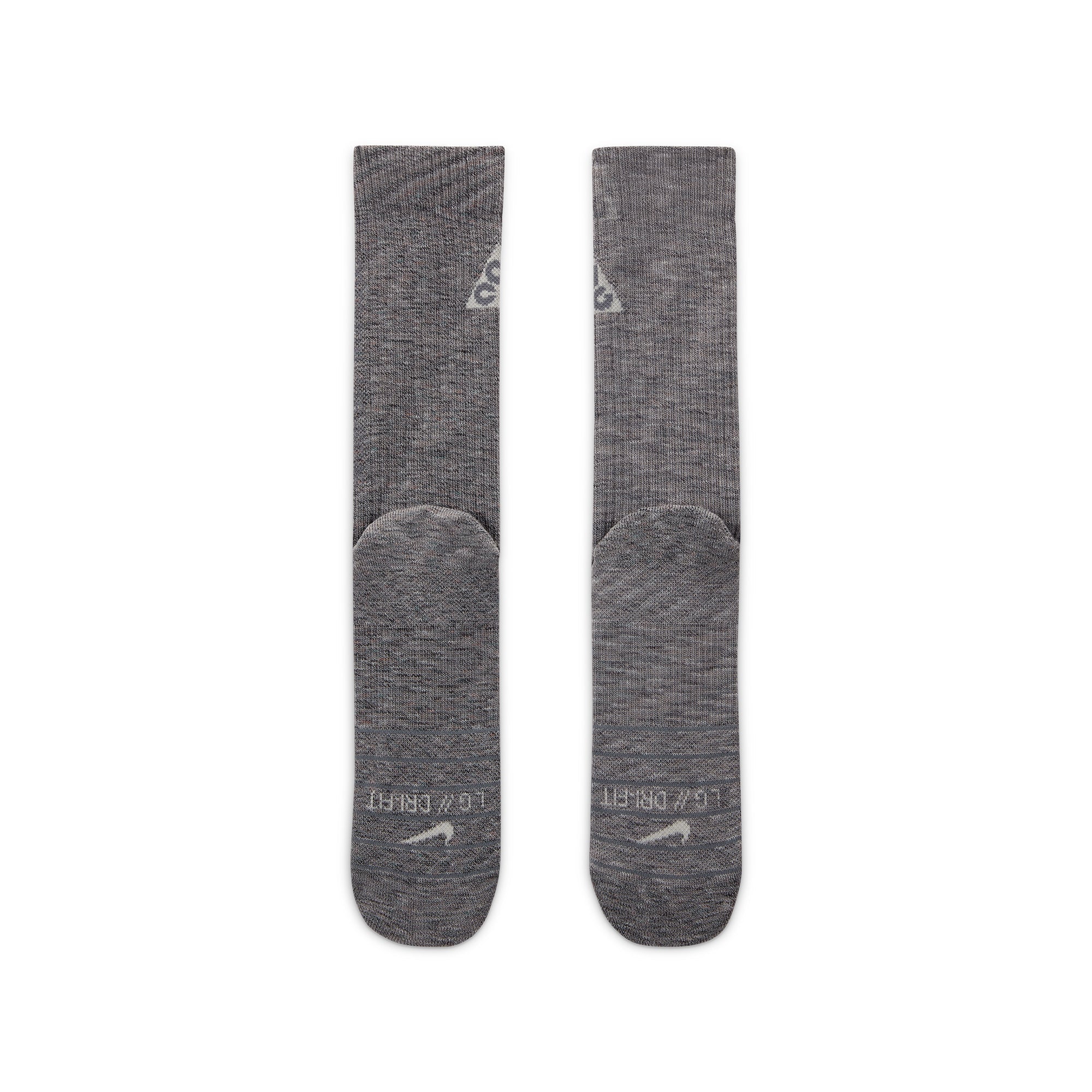 Nike ACG Mens "Kelly Ridge" 2.0 Crew Socks 'Cool Grey'