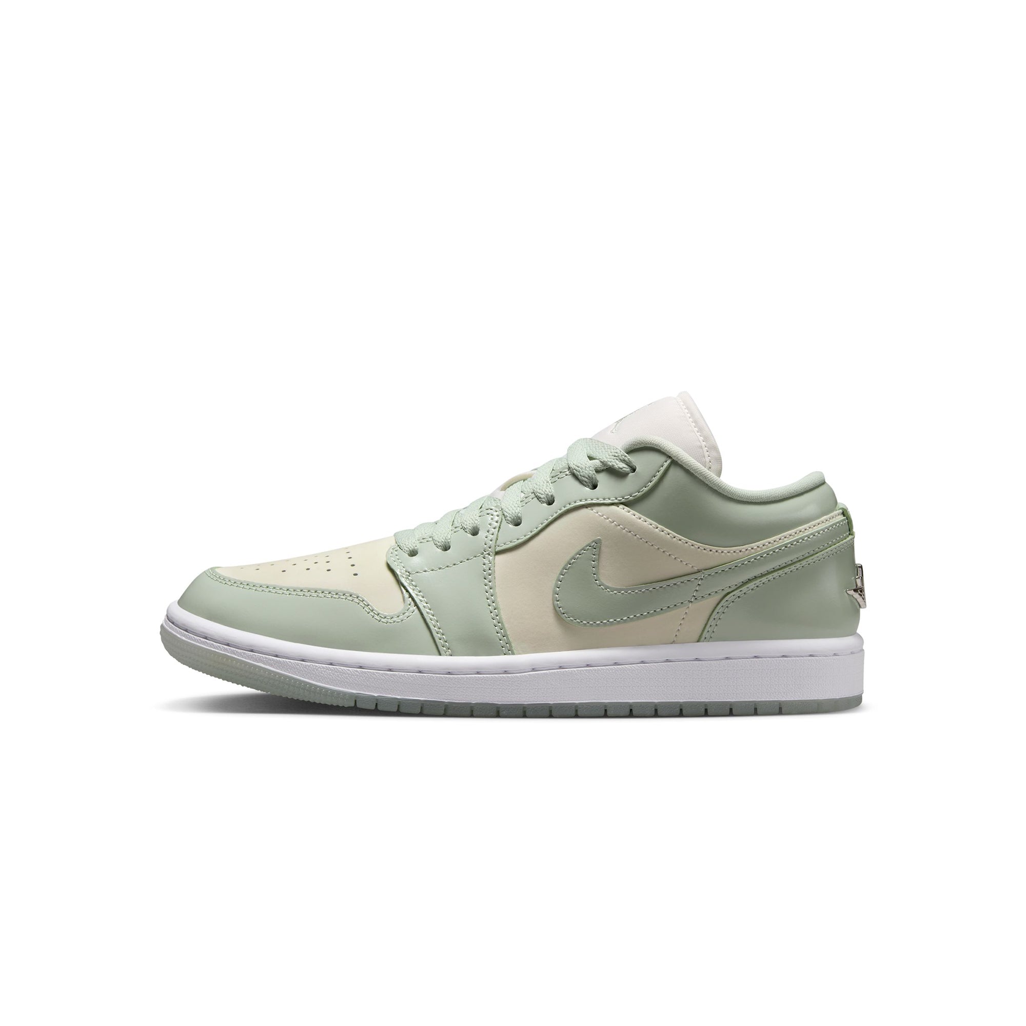 Air Jordan 1 Womens Low SE Shoes