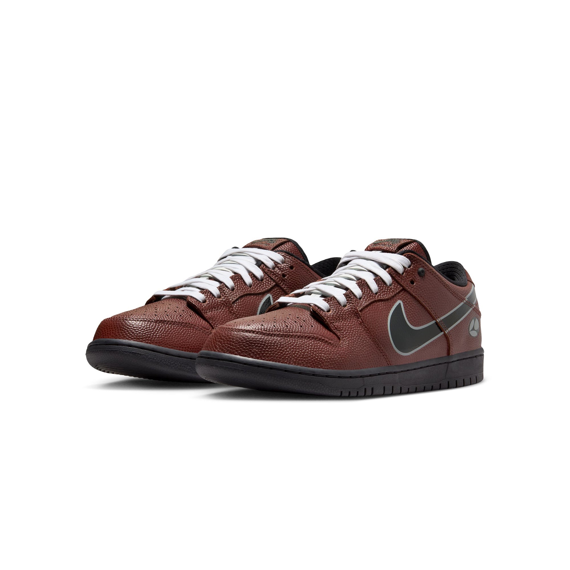 Nike SB x Limosine Skateboards Mens Dunk Low Pro Shoes