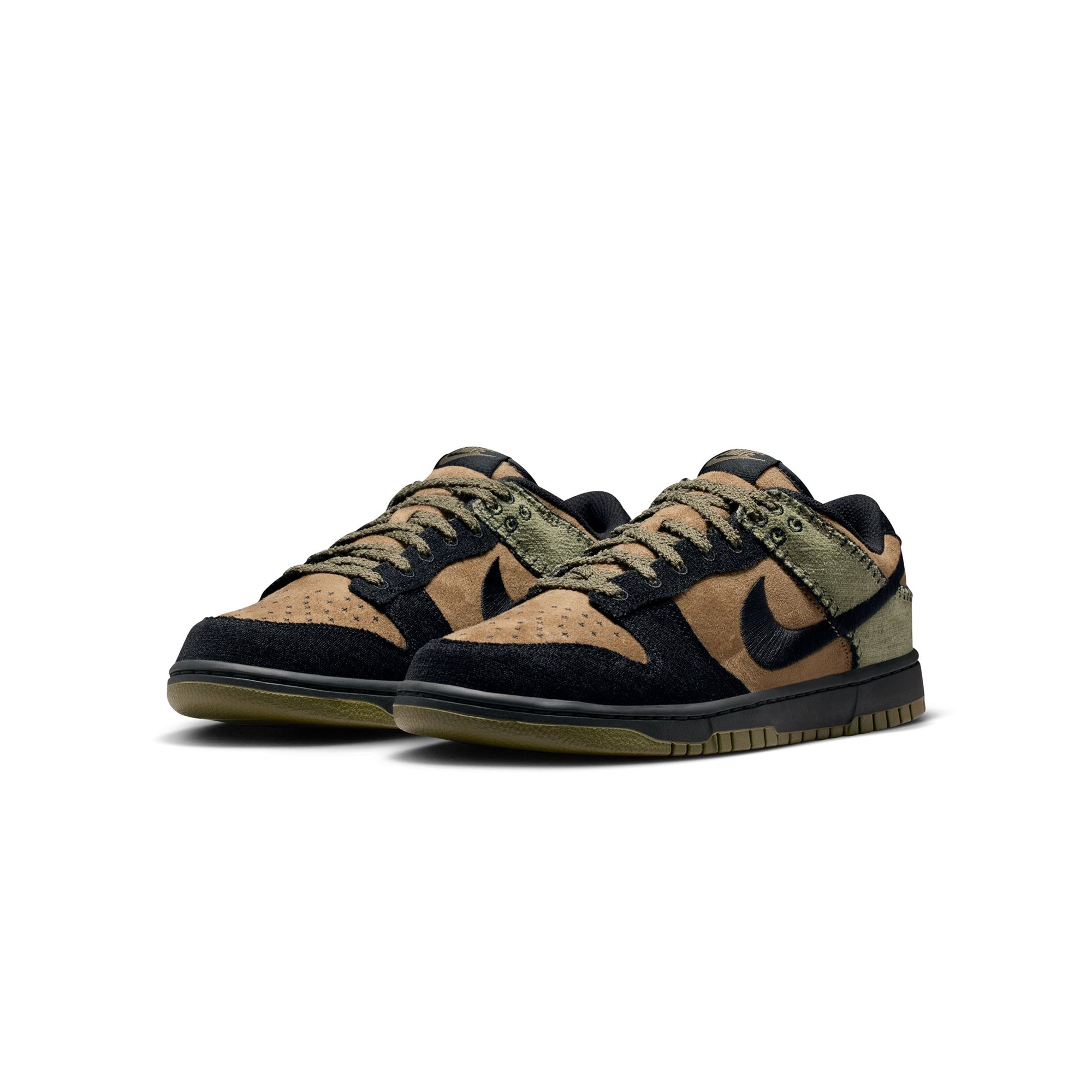 Nike Mens Dunk Low Retro SE Shoes