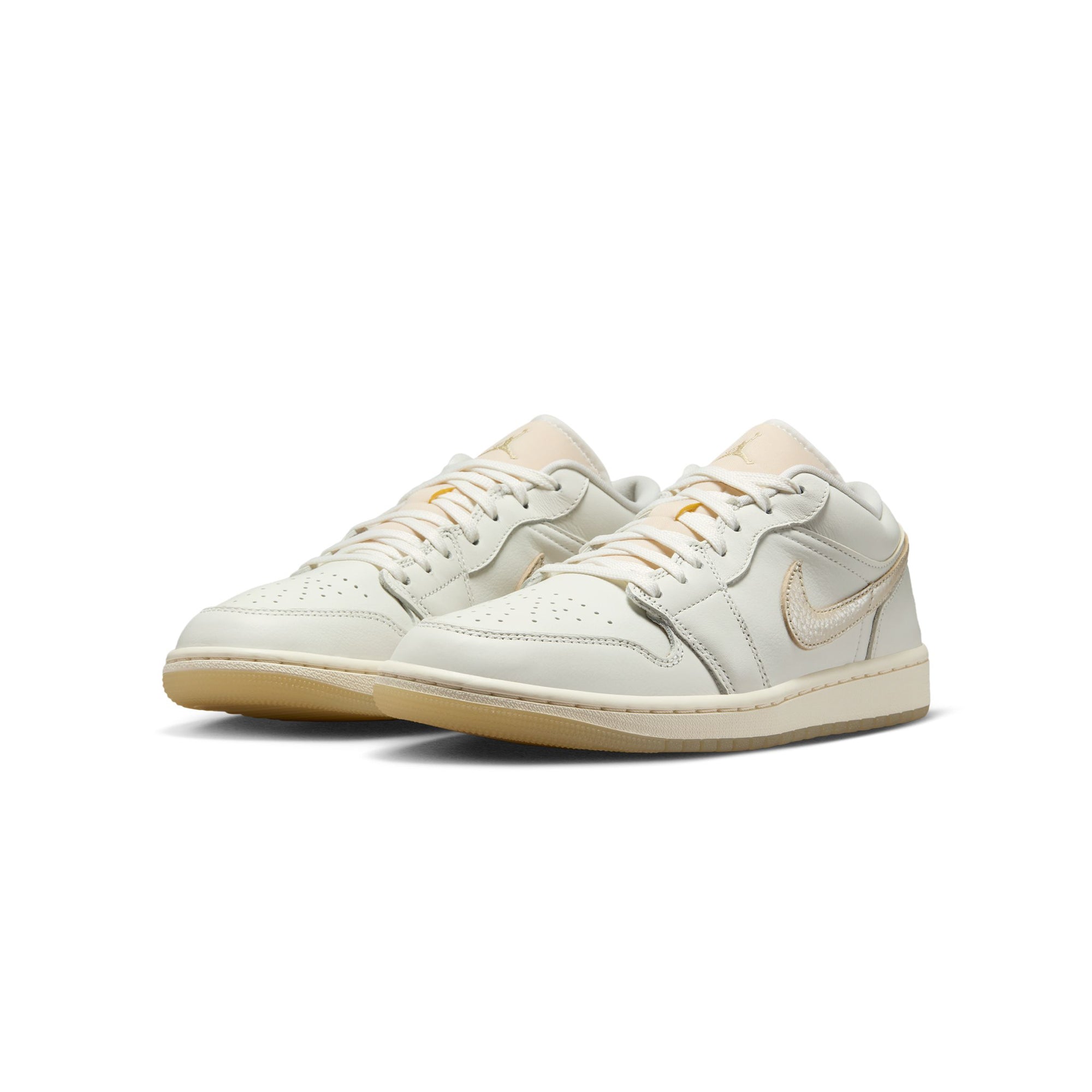 Air Jordan 1 Womens Low SE Shoes