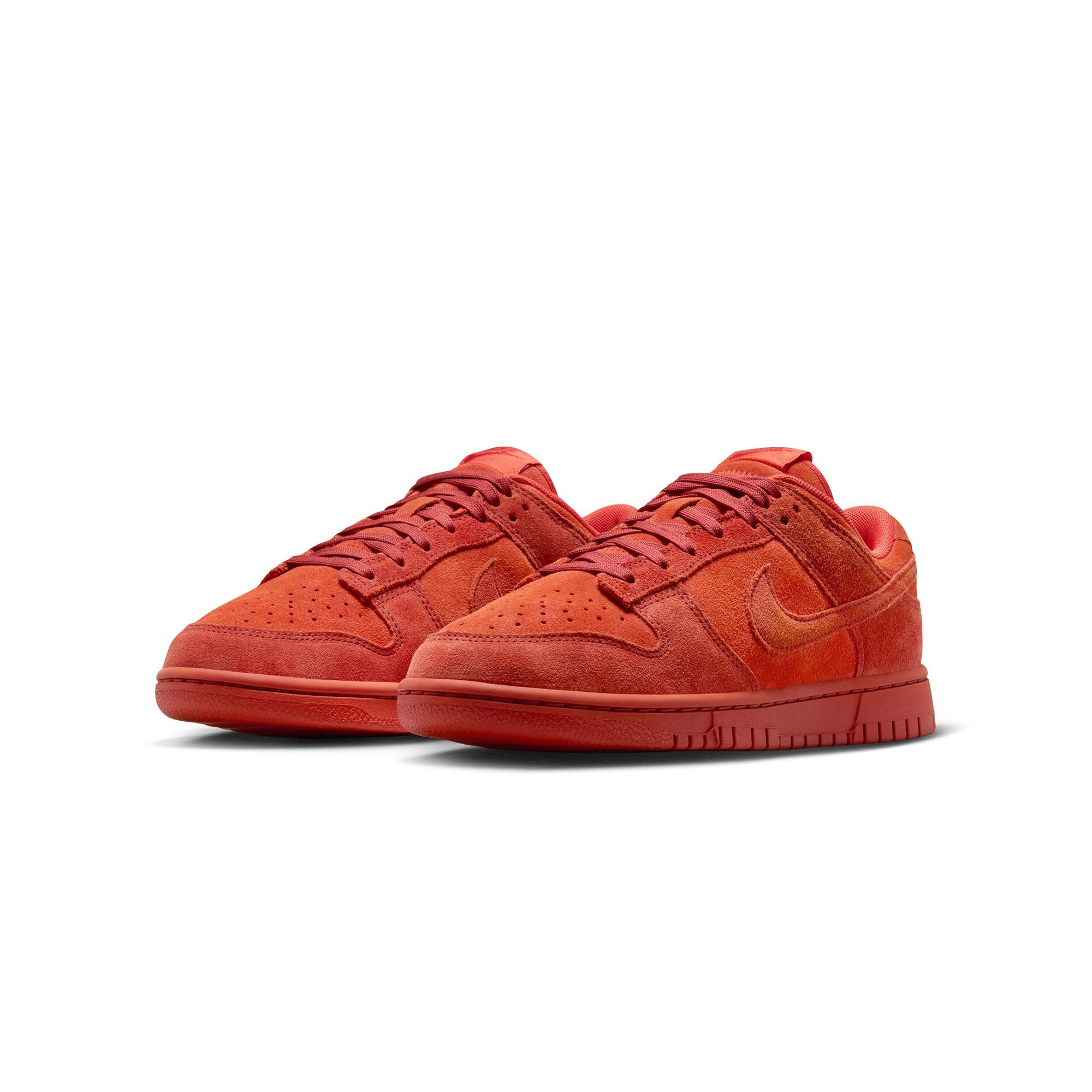 Nike Womens Dunk Low SE Shoes