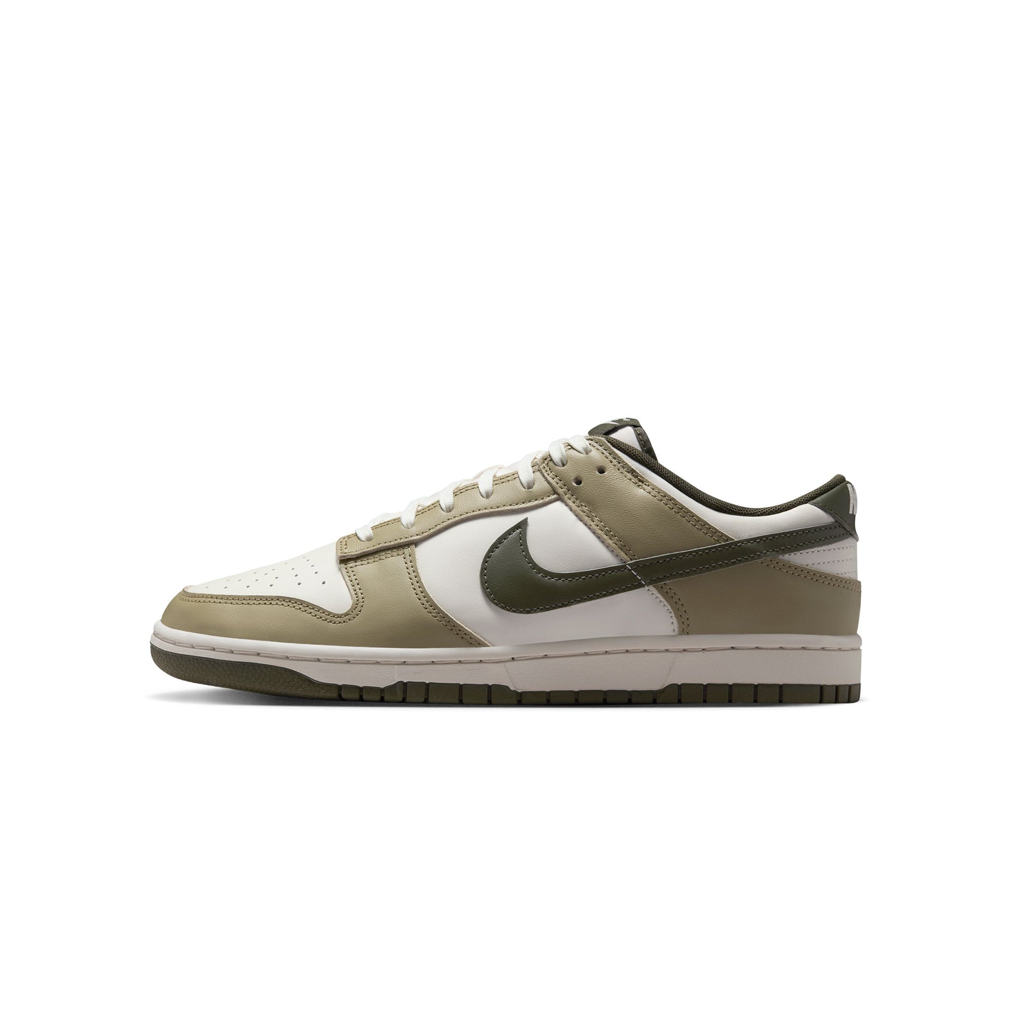 Nike Mens Dunk Low Retro Shoes