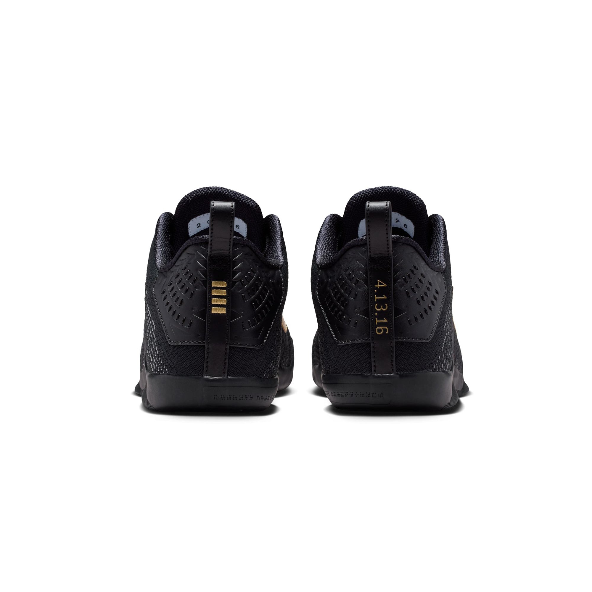 Nike Mens Kobe XI Elite Protro Shoes