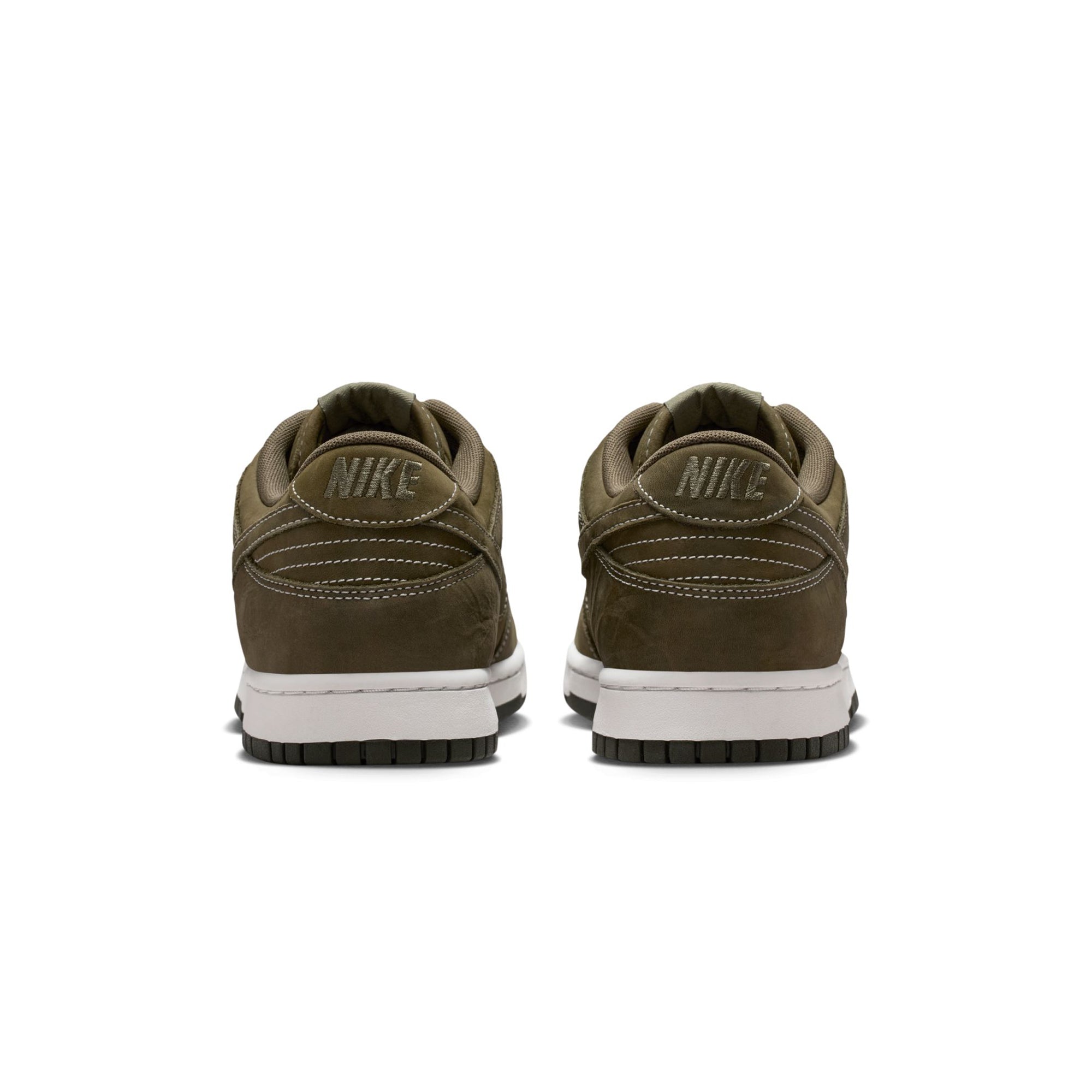 Nike Mens Dunk Low Shoes