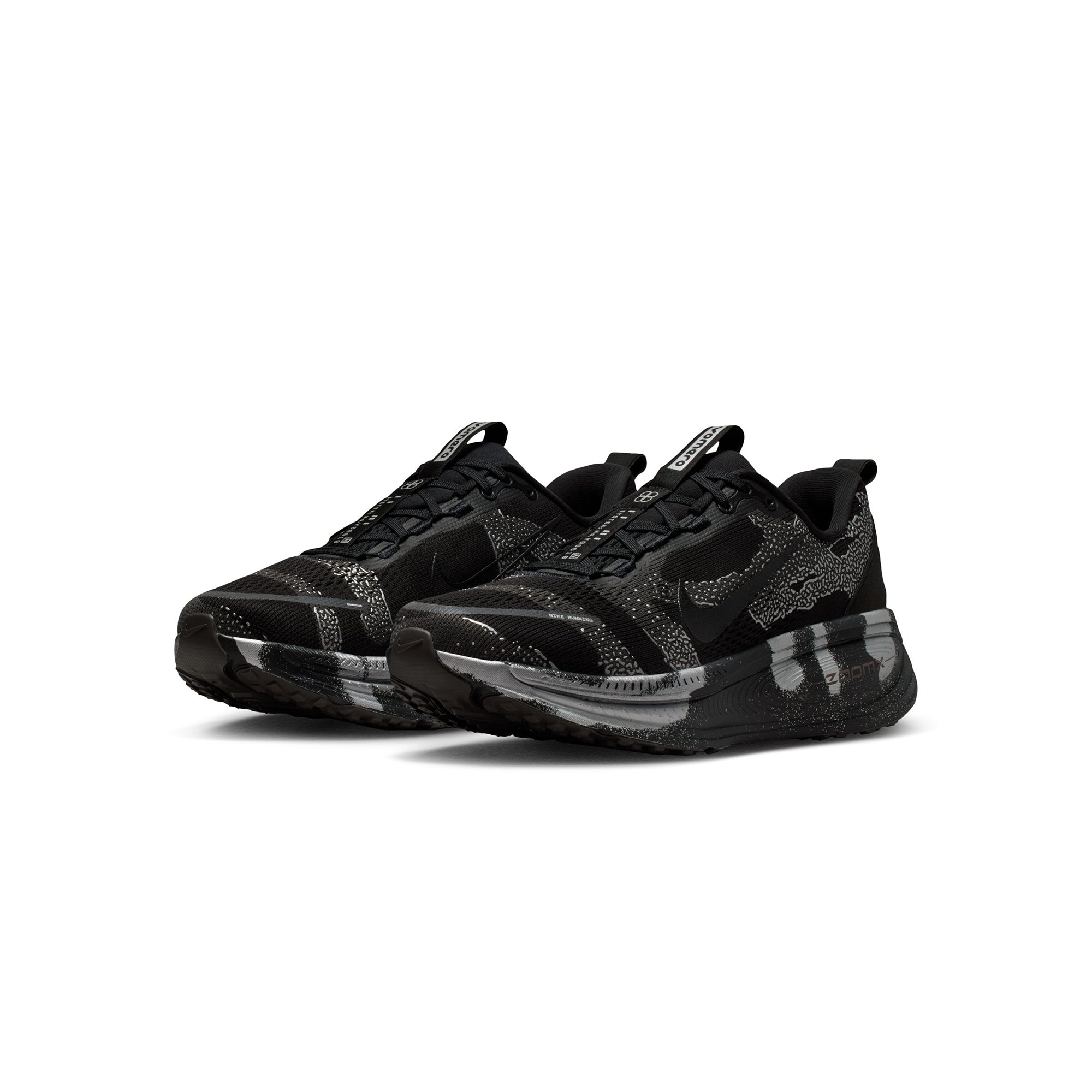 Nike Mens Vomero 18 Shoes