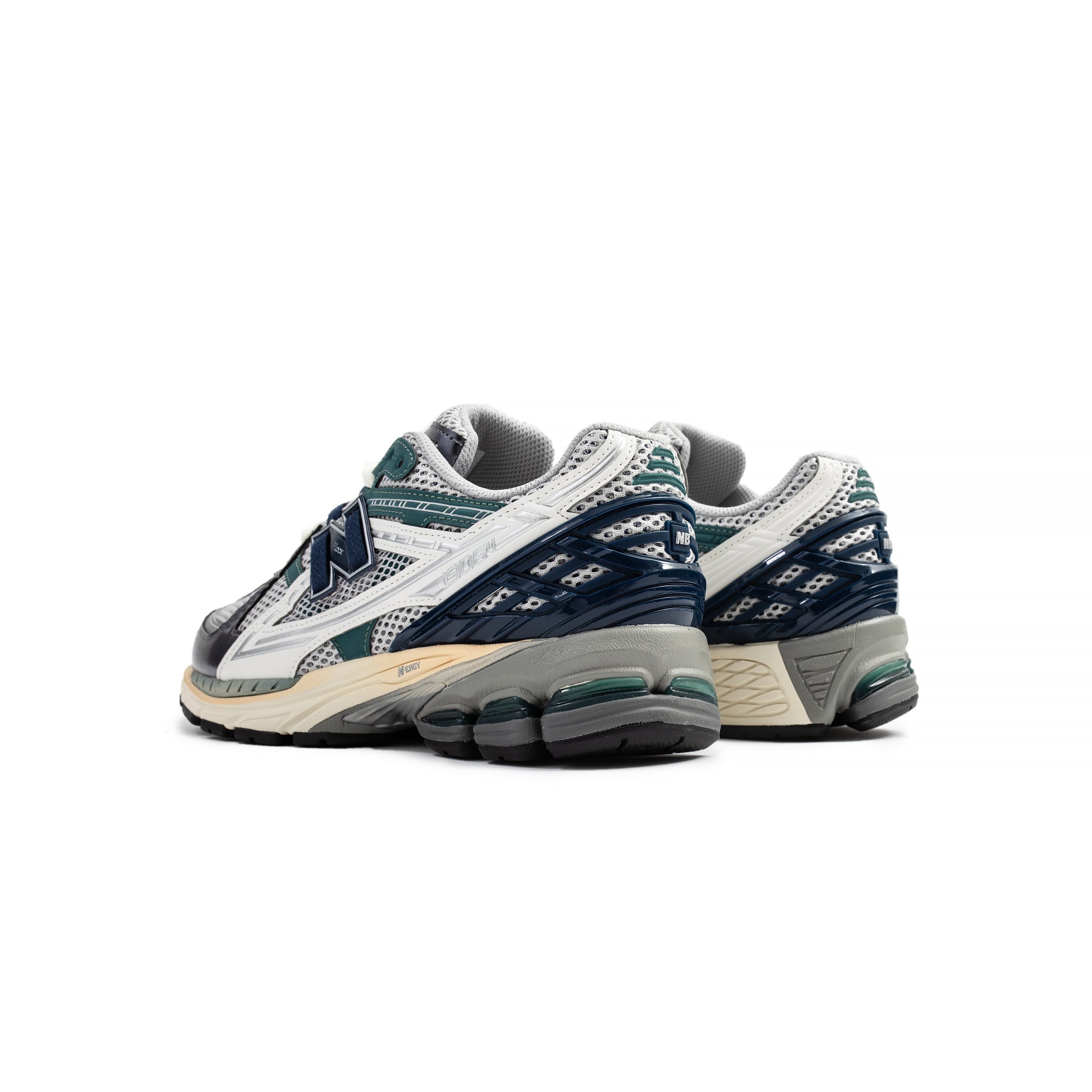 New Balance Mens 1906U Shoes