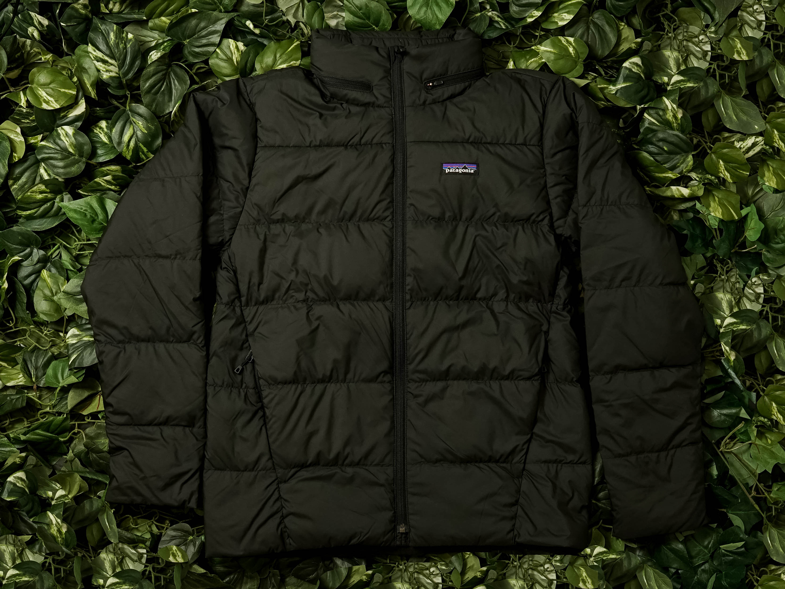 Men's Patagonia Silent Down Jacket [27930-BLK]