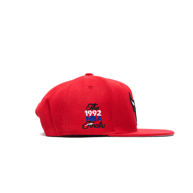 Mitchell & Ness Mens Chicago Bulls Finals Patch Snapback 'Red'