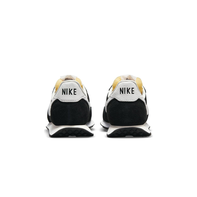 Nike Womens Waffle Trainer 2 Shoes 'Black/White/Sail'