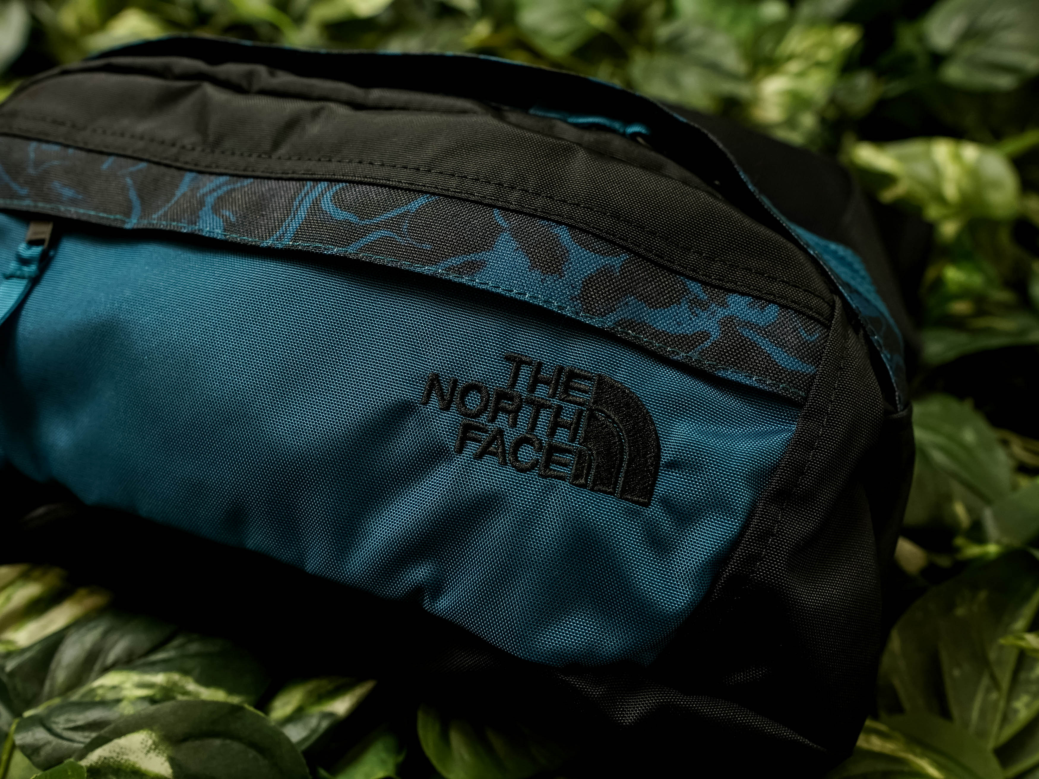The North Face '92 Rage EM-S [NF0A3KXDES3]