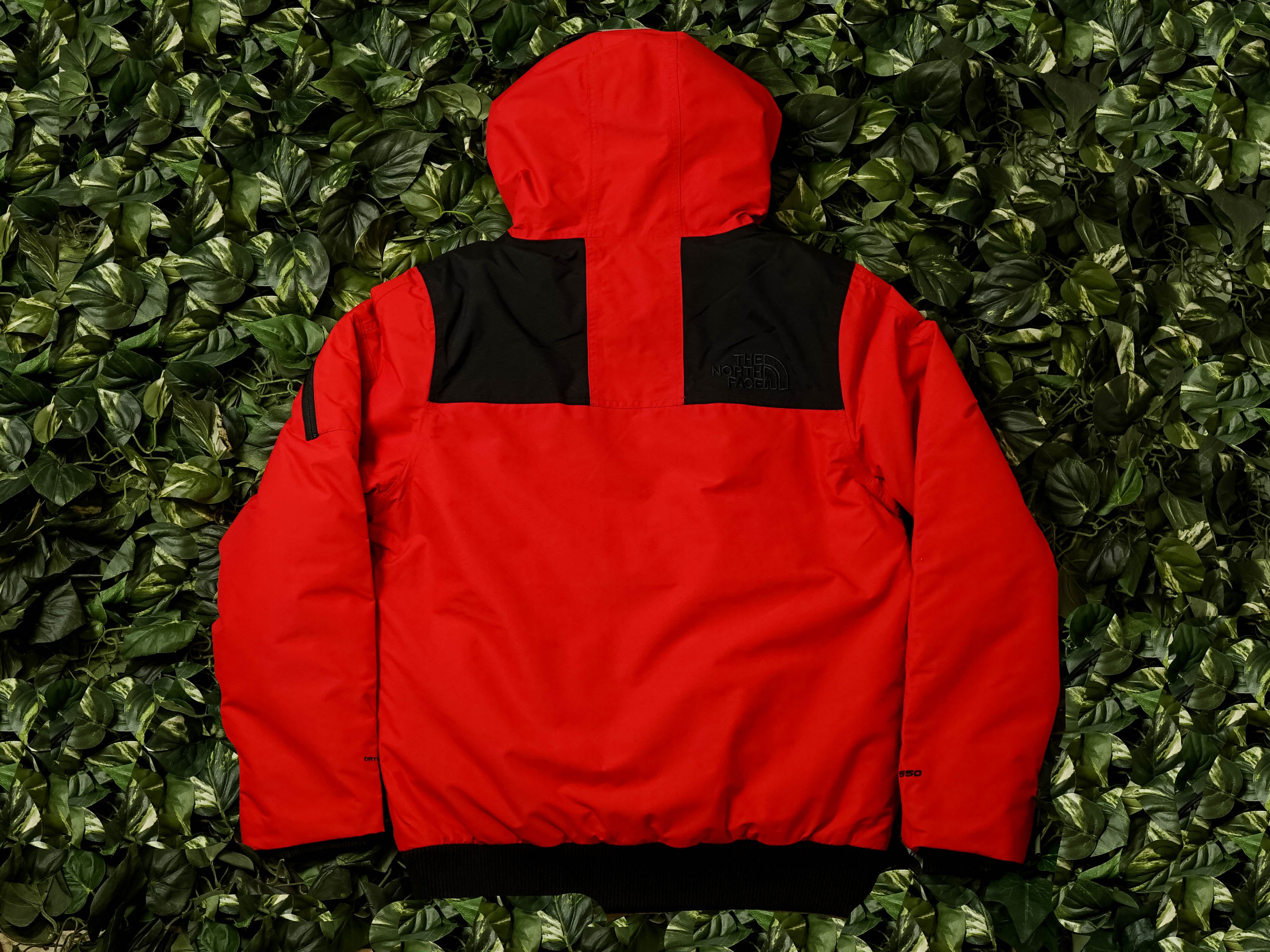 The North Face Newington Jacket [NF0A3XDY682]