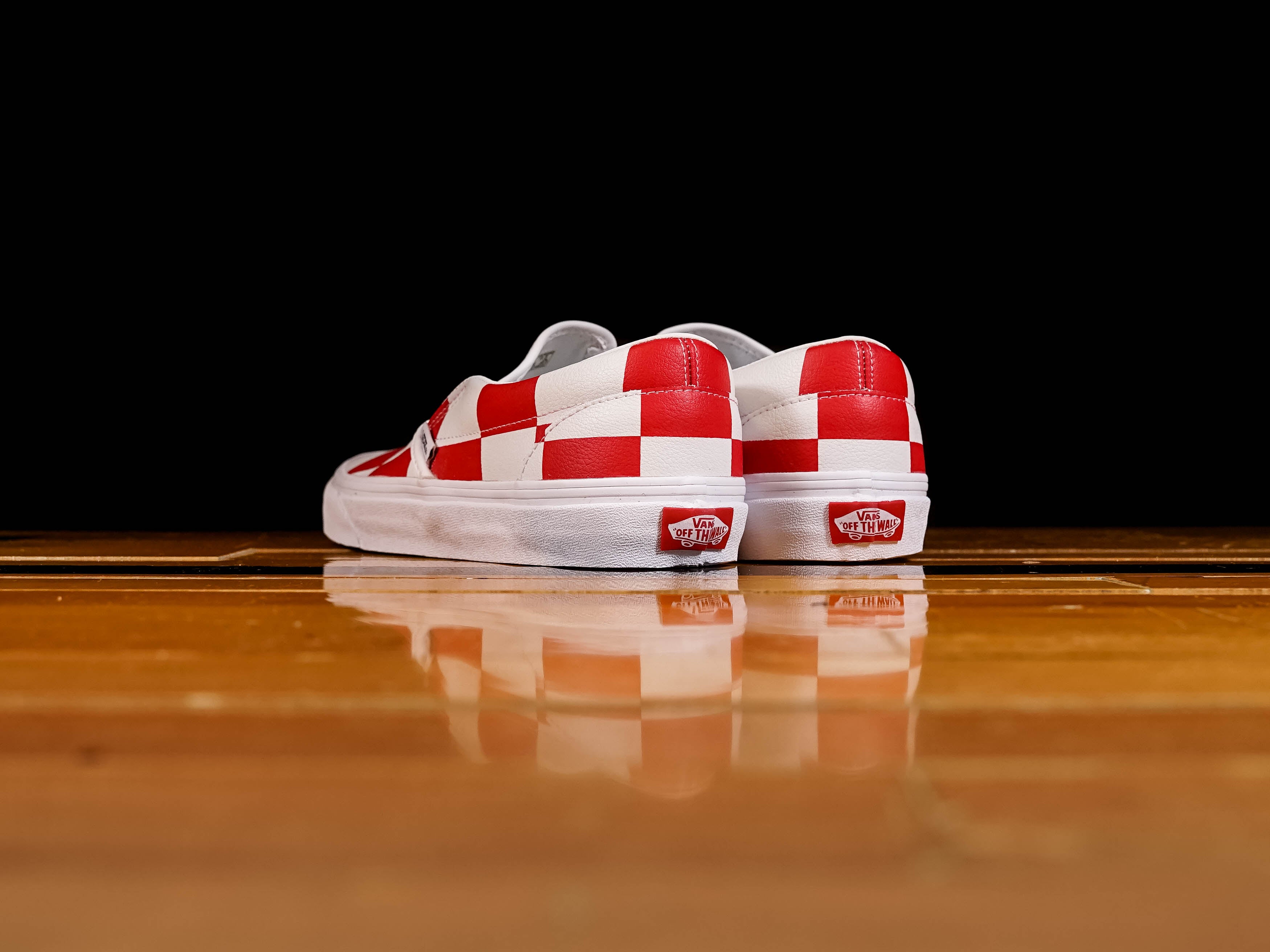 Vans Leather Check Classic Slip-On [VN0A4BV3TBV]